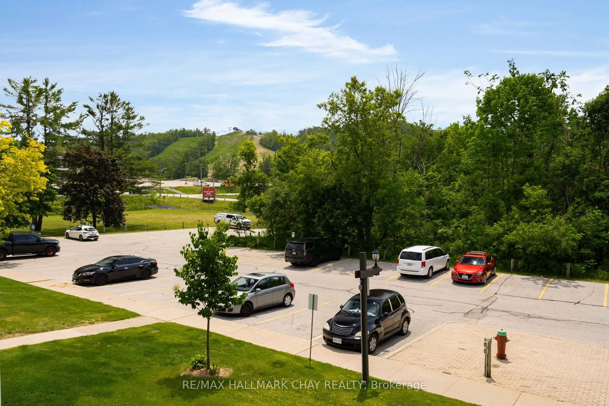 1102 Horseshoe Valley Road W, #216