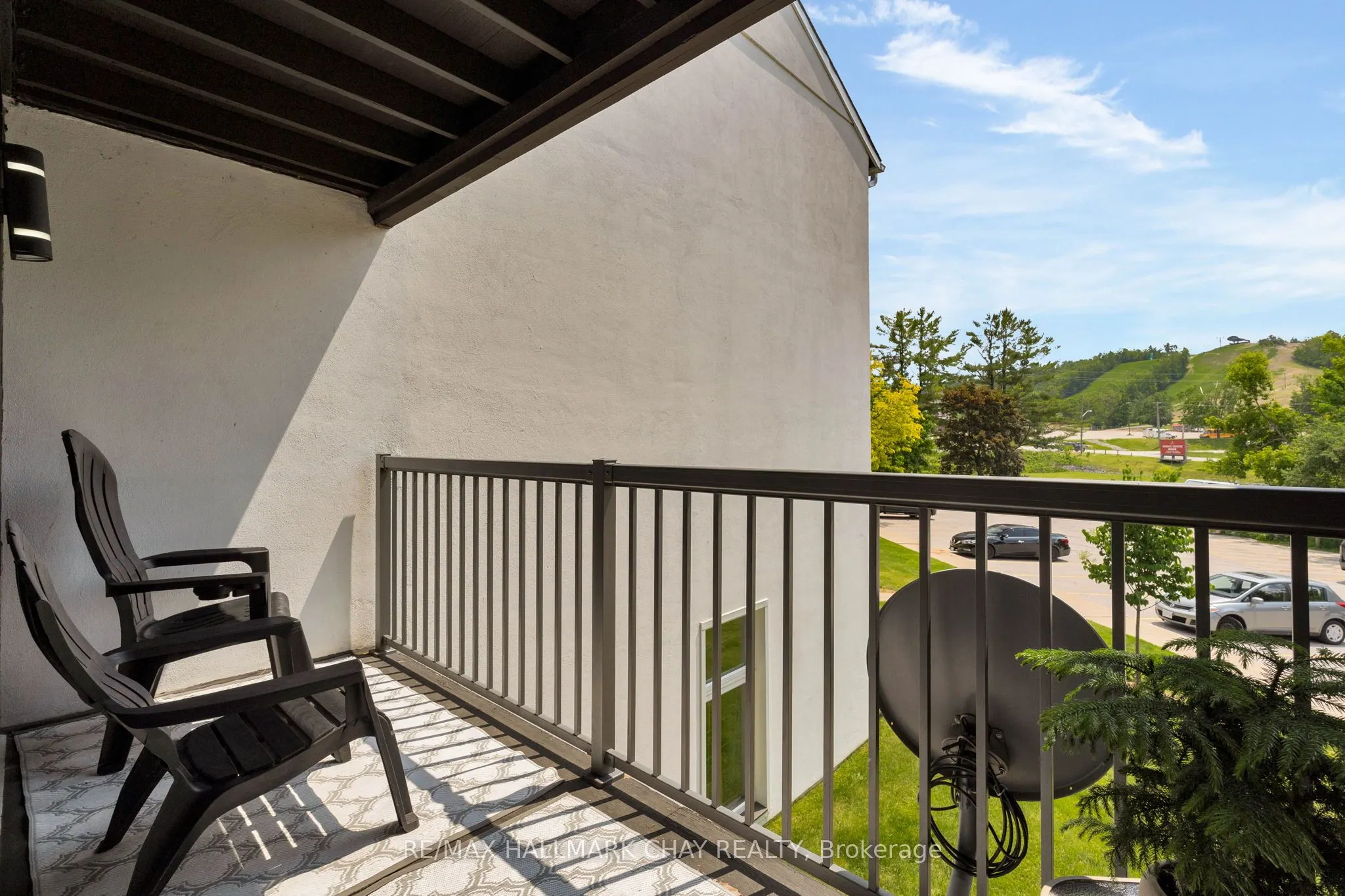1102 Horseshoe Valley Road W, #216