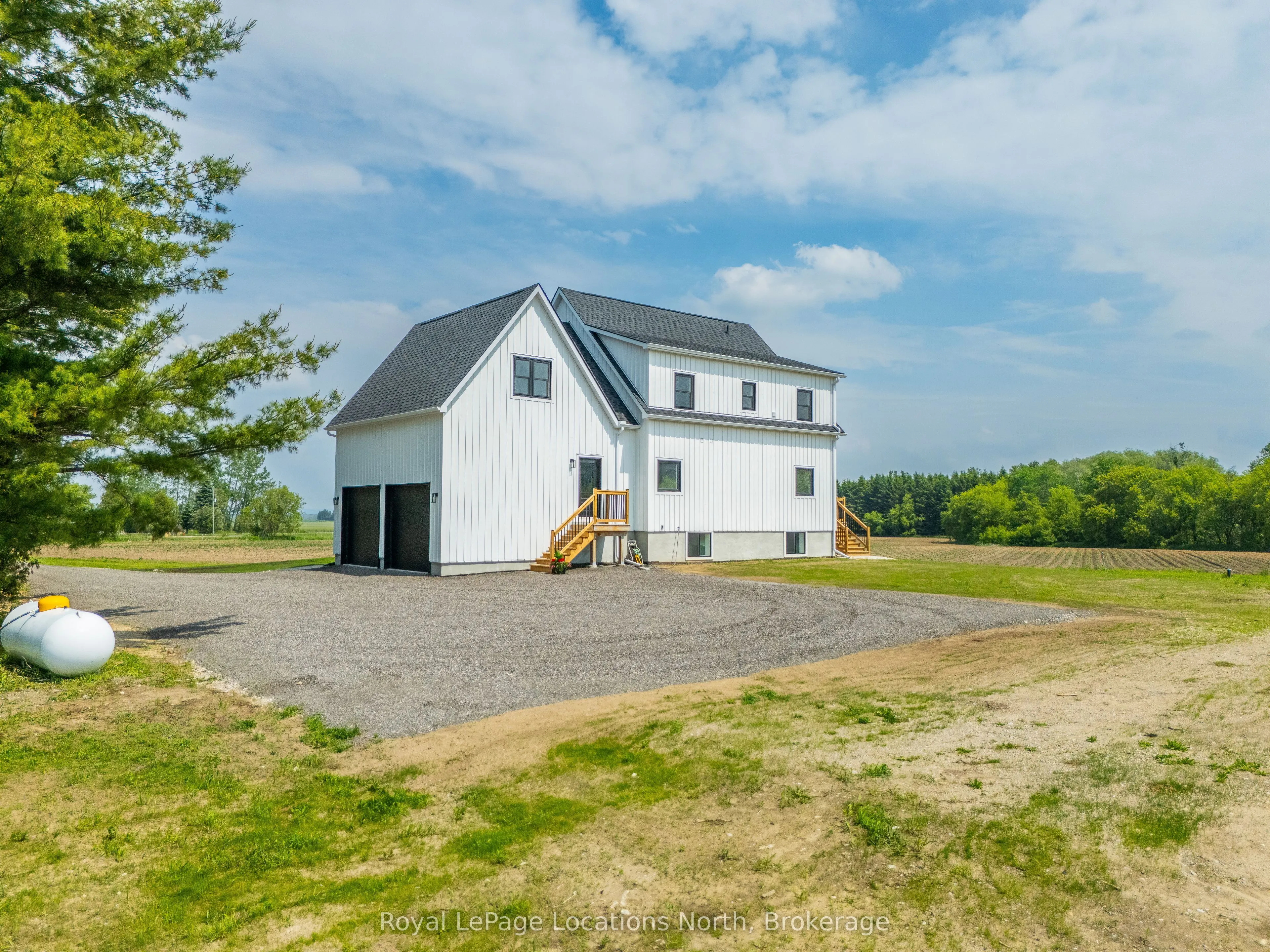 10906 County Road 10