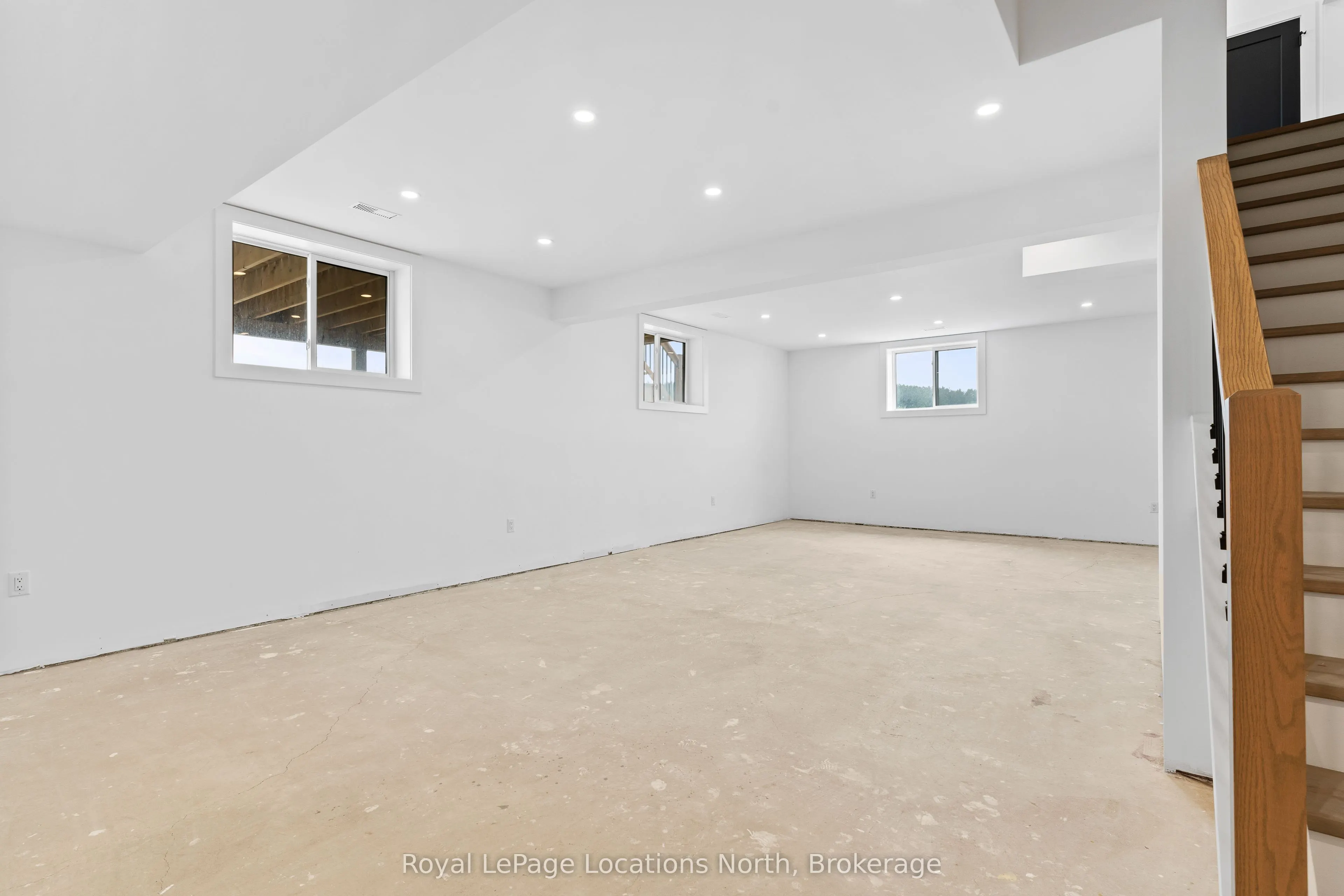 10906 County Road 10