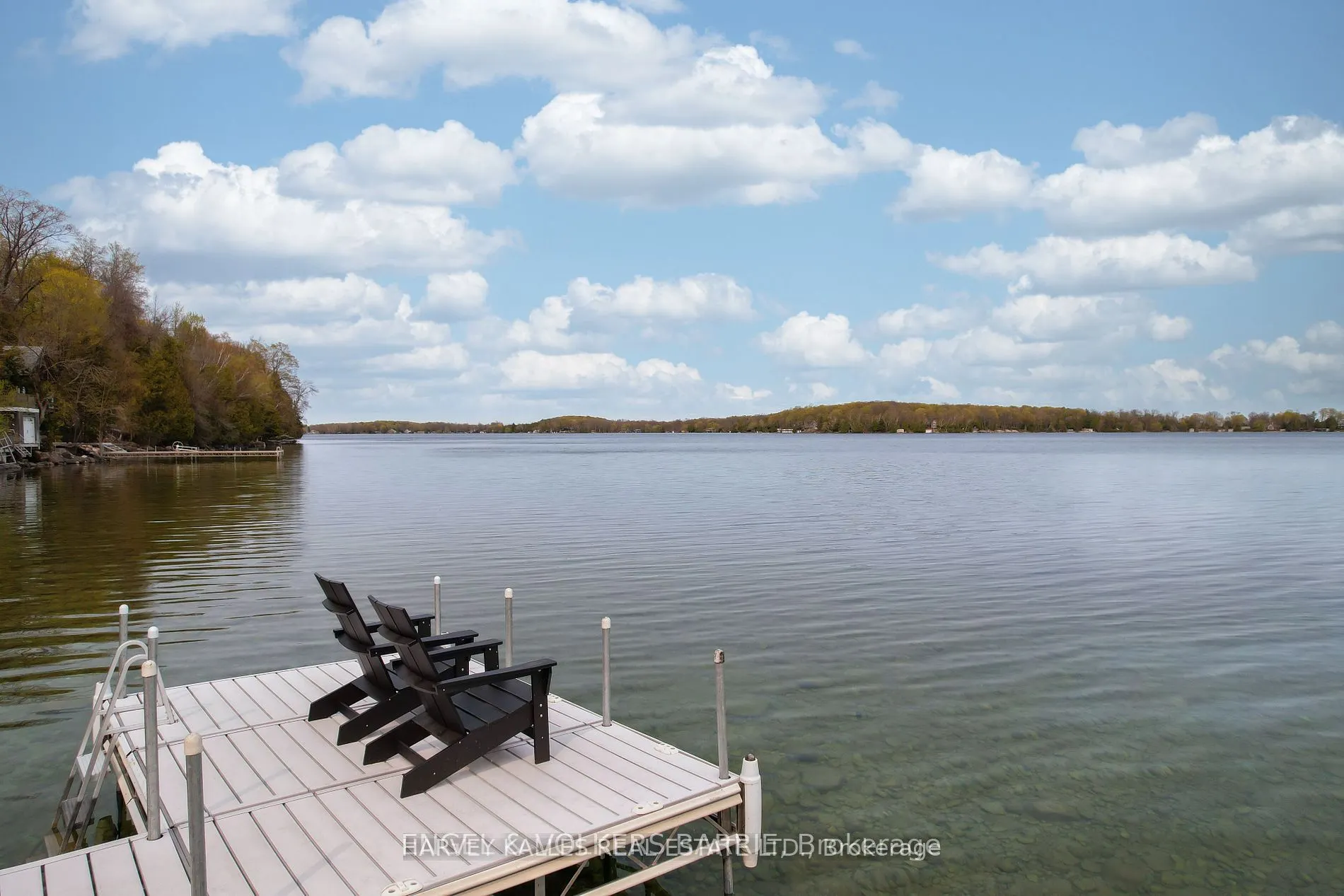 2369 Lakeshore Road E