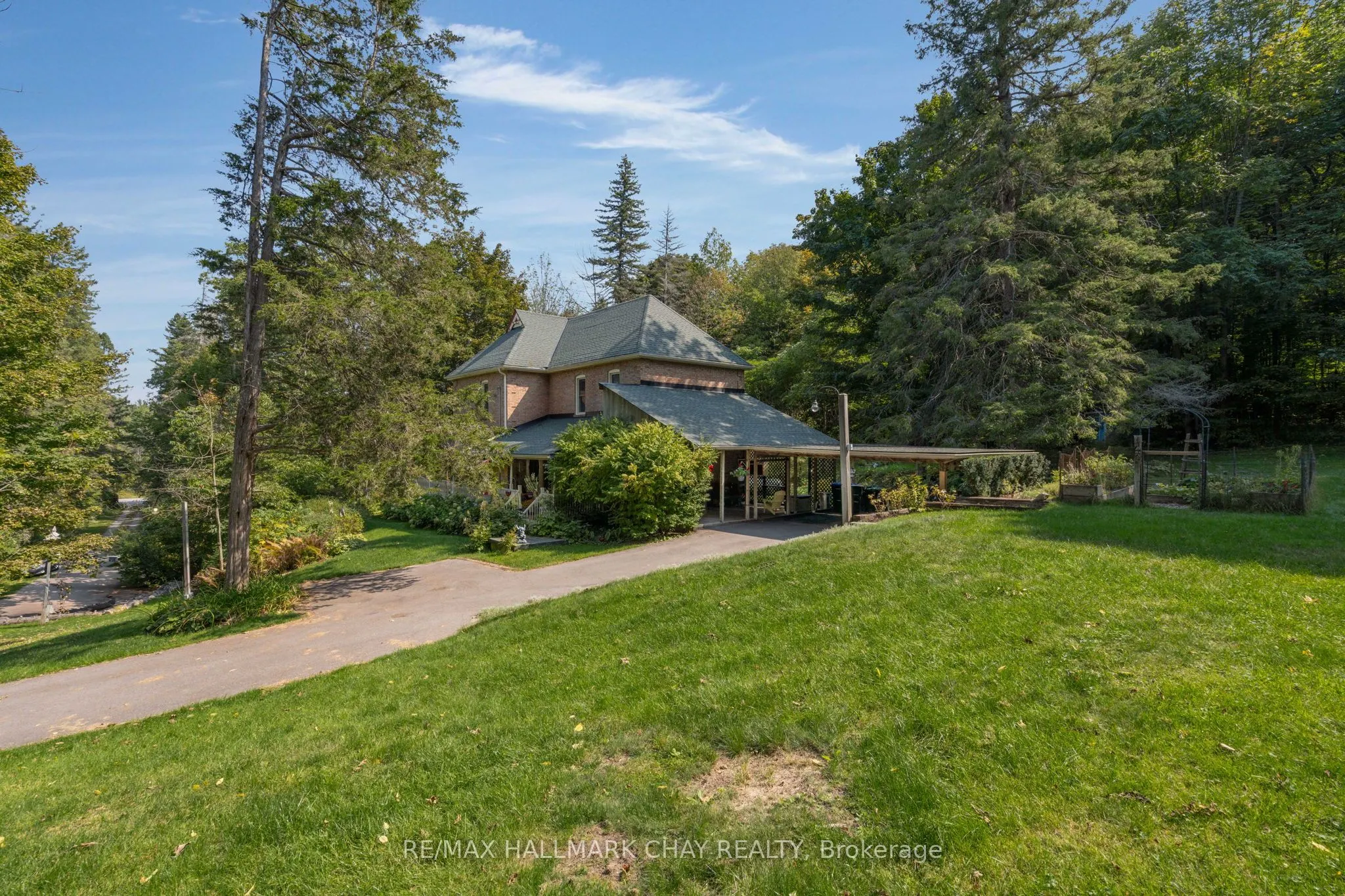 4950 Penetanguishene Road