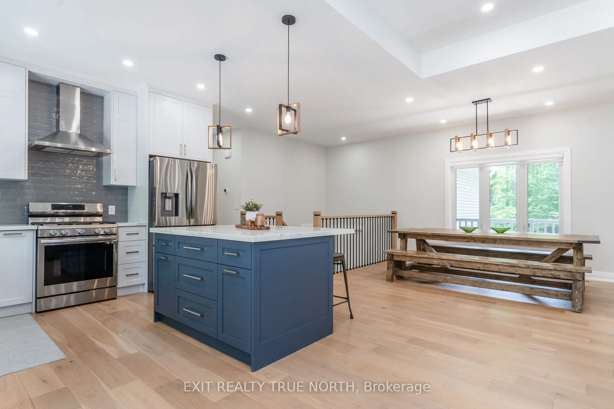 185 Desroches Trail