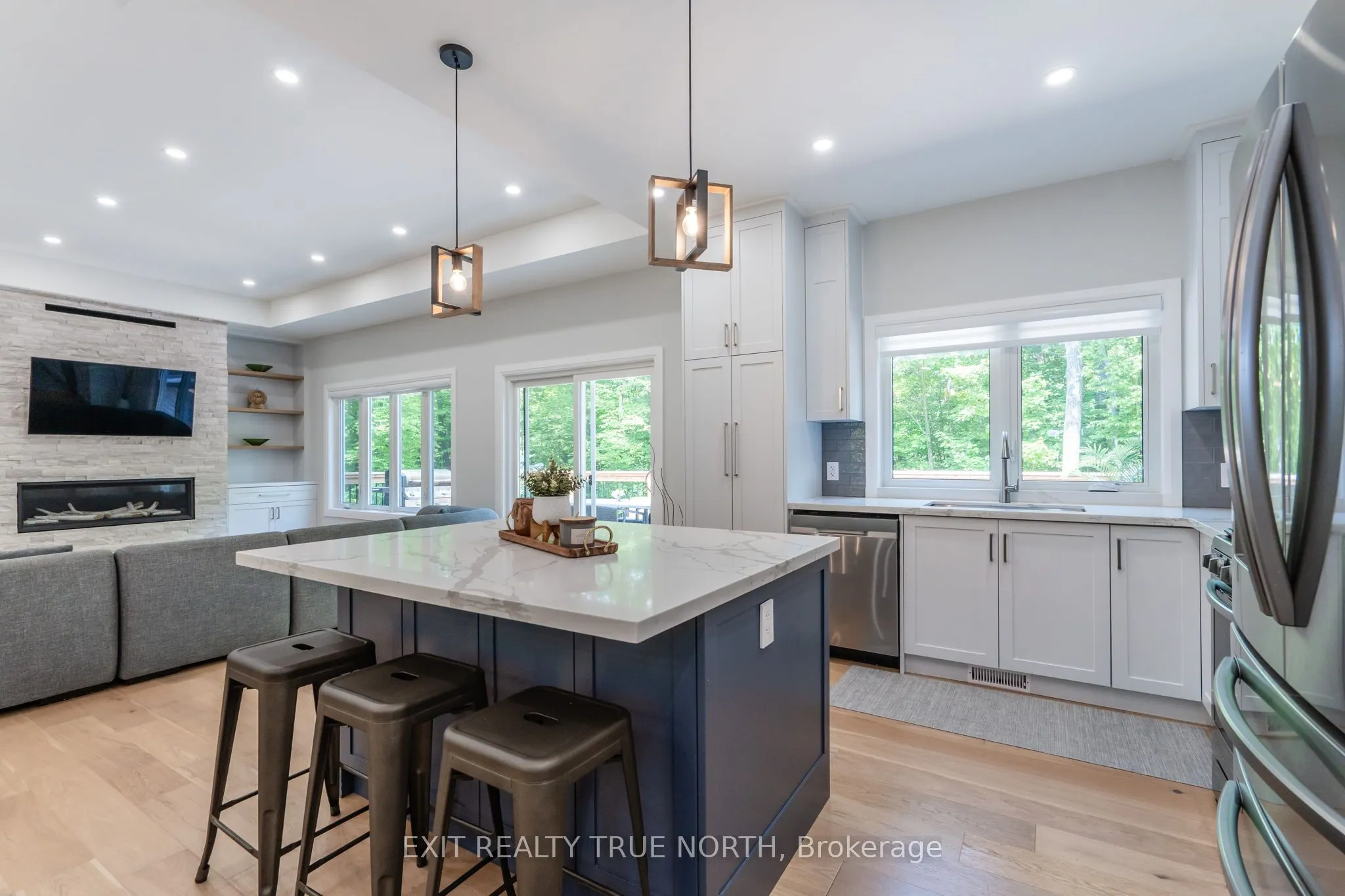 185 Desroches Trail