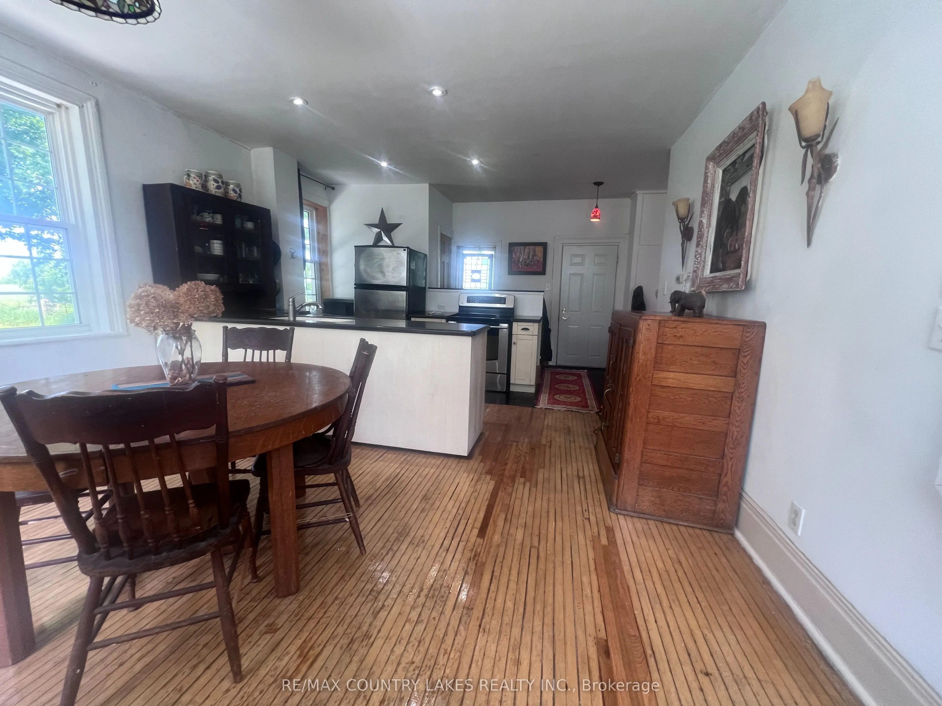 1280 Canal Road