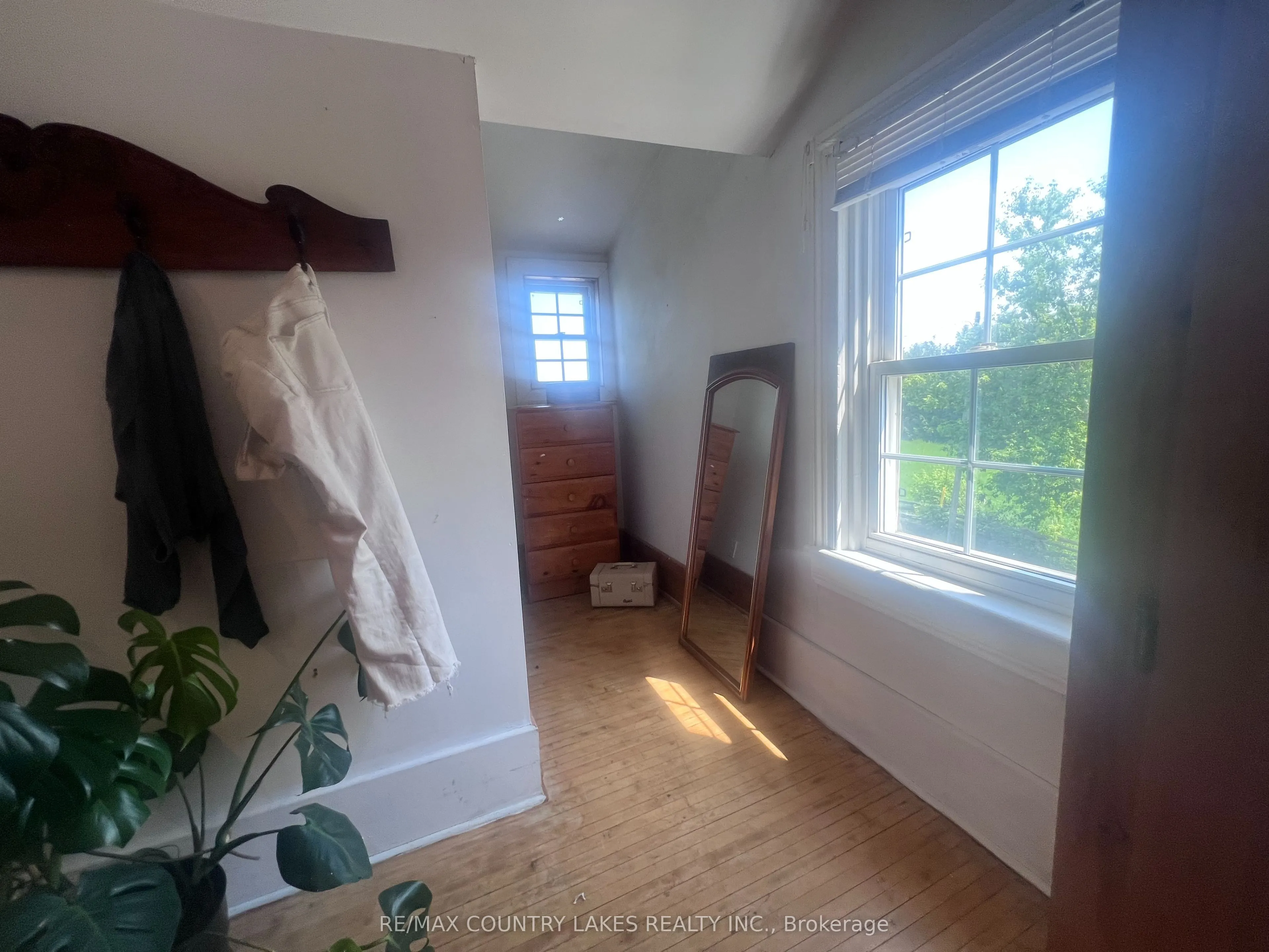 1280 Canal Road