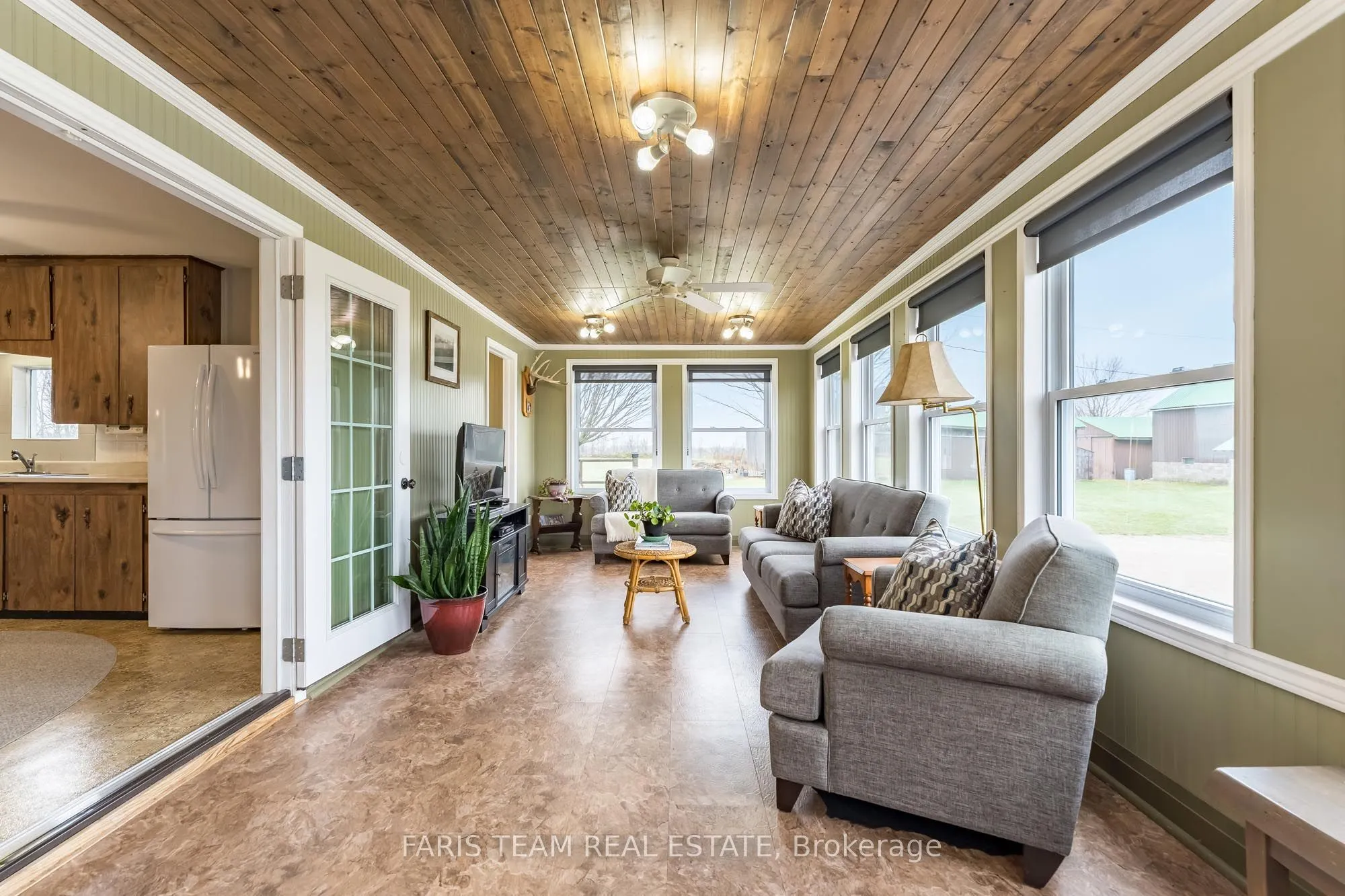 83 Hummingbird Hill Road