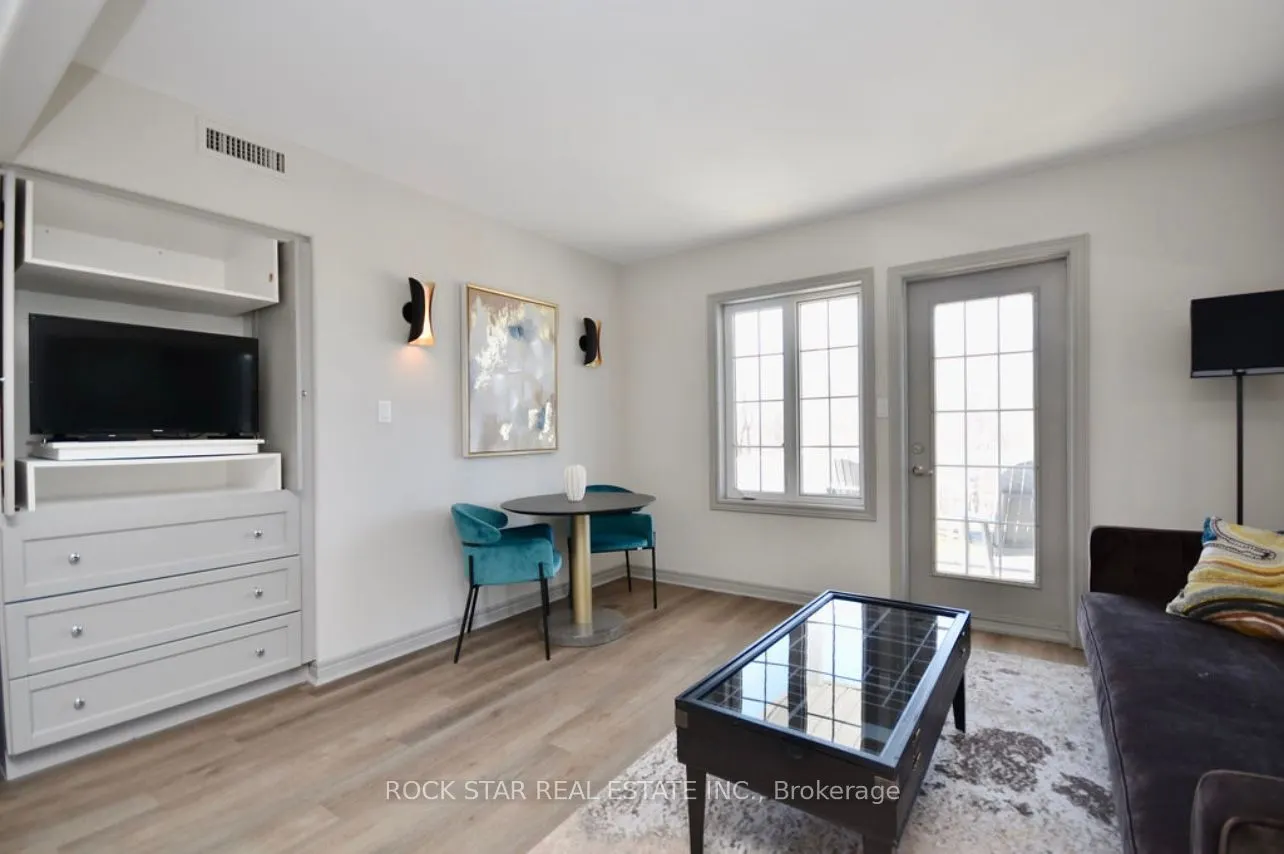 90 Highland Drive, #2496