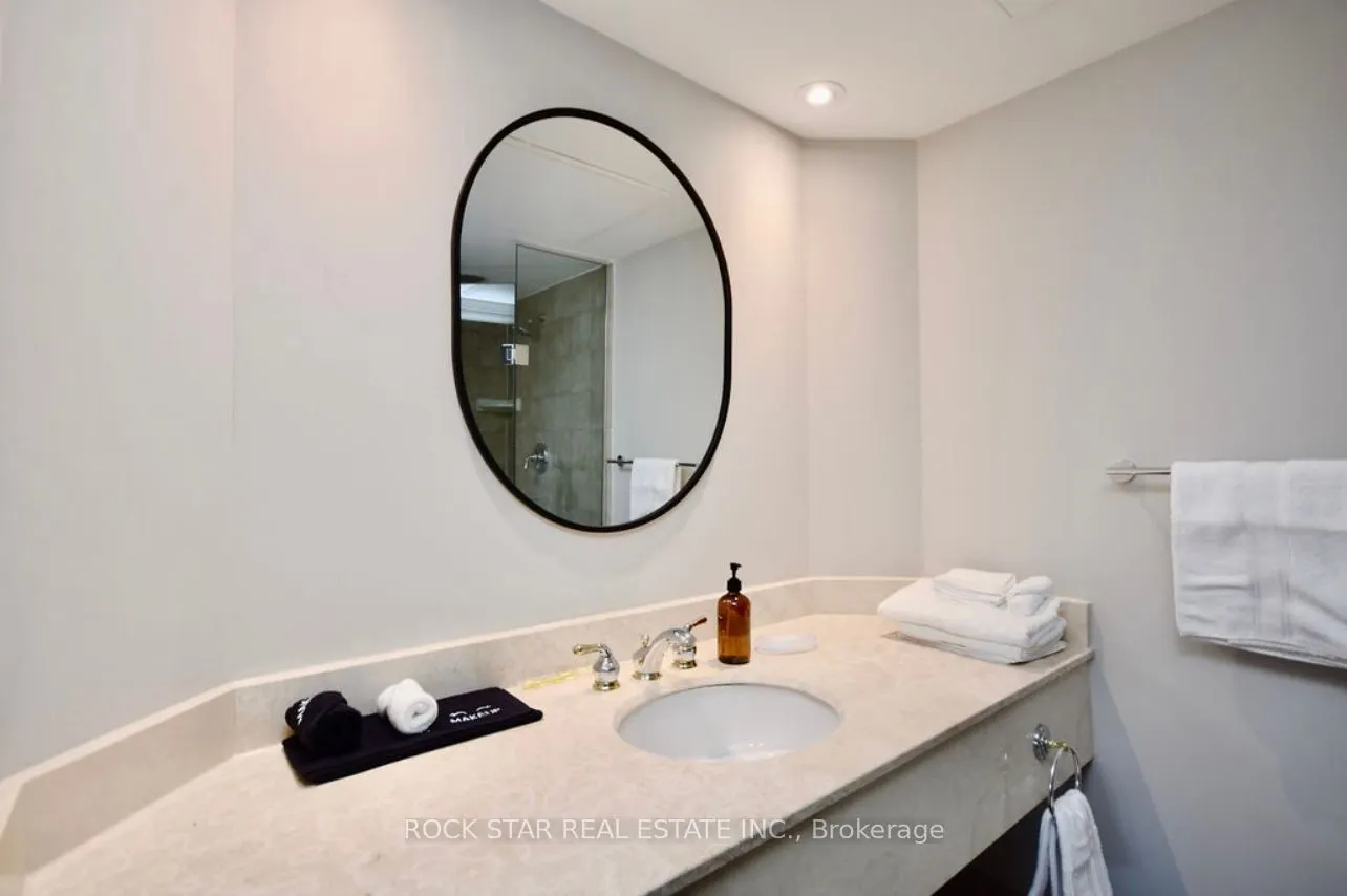 90 Highland Drive, #2496