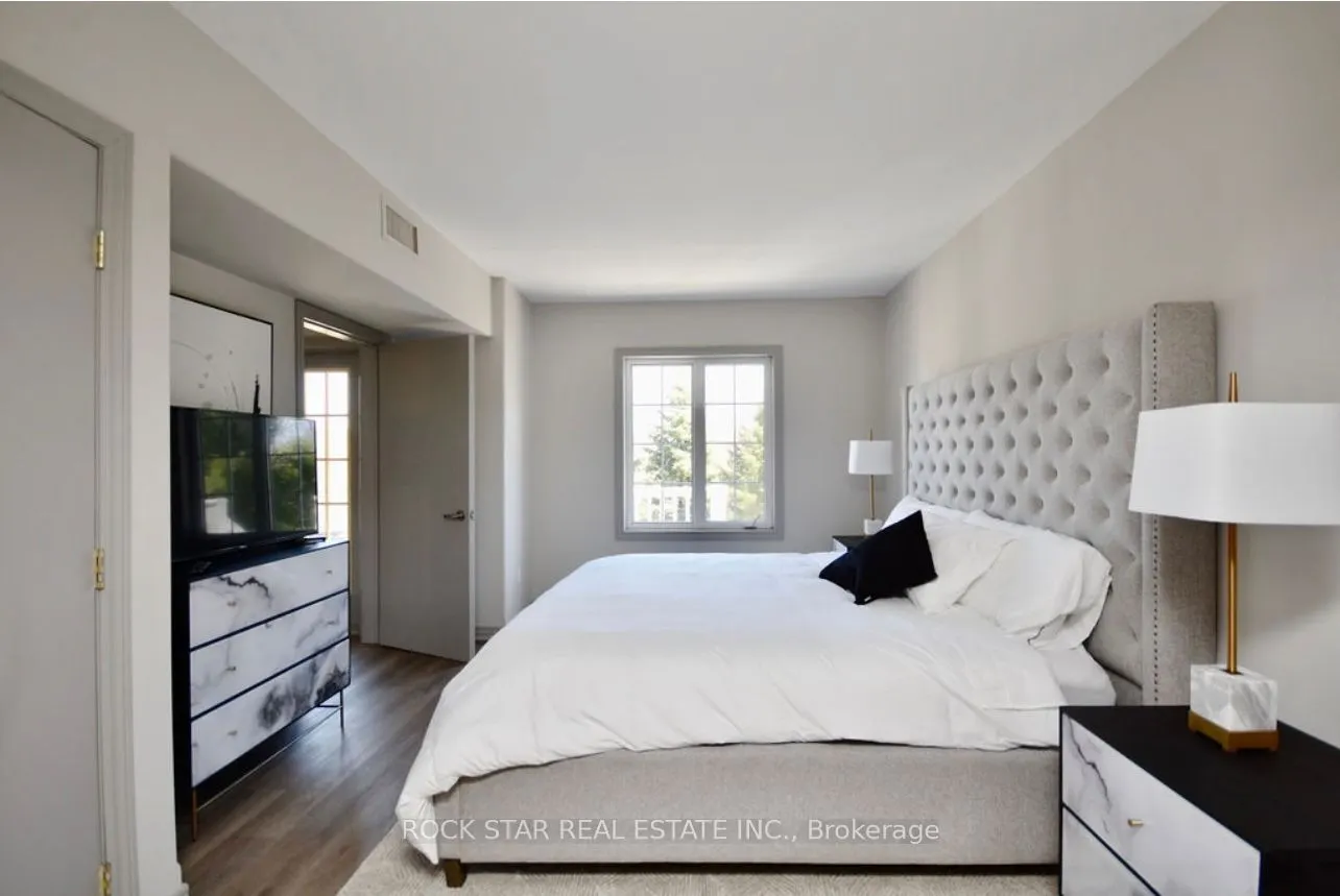 90 Highland Drive, #2496