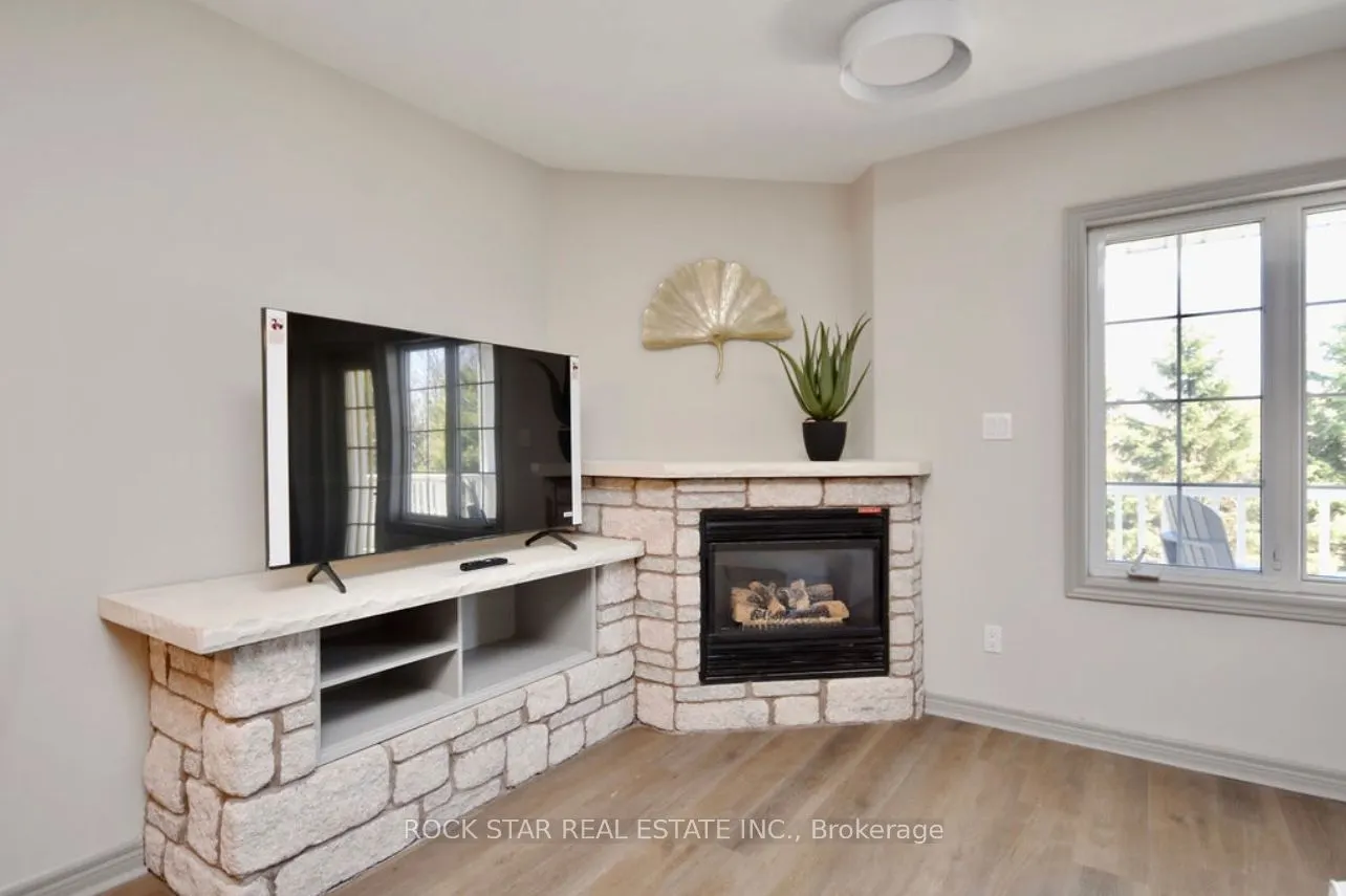 90 Highland Drive, #2496
