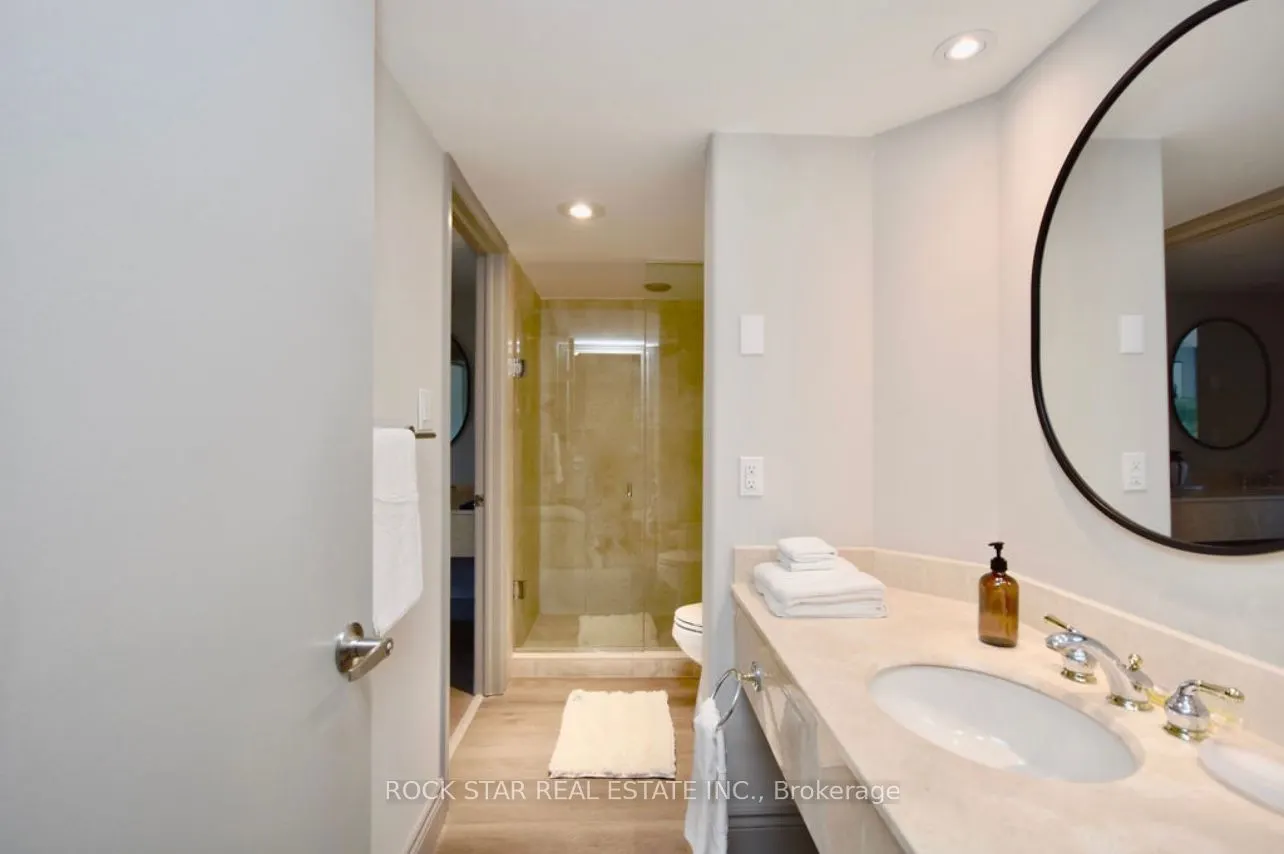 90 Highland Drive, #2496