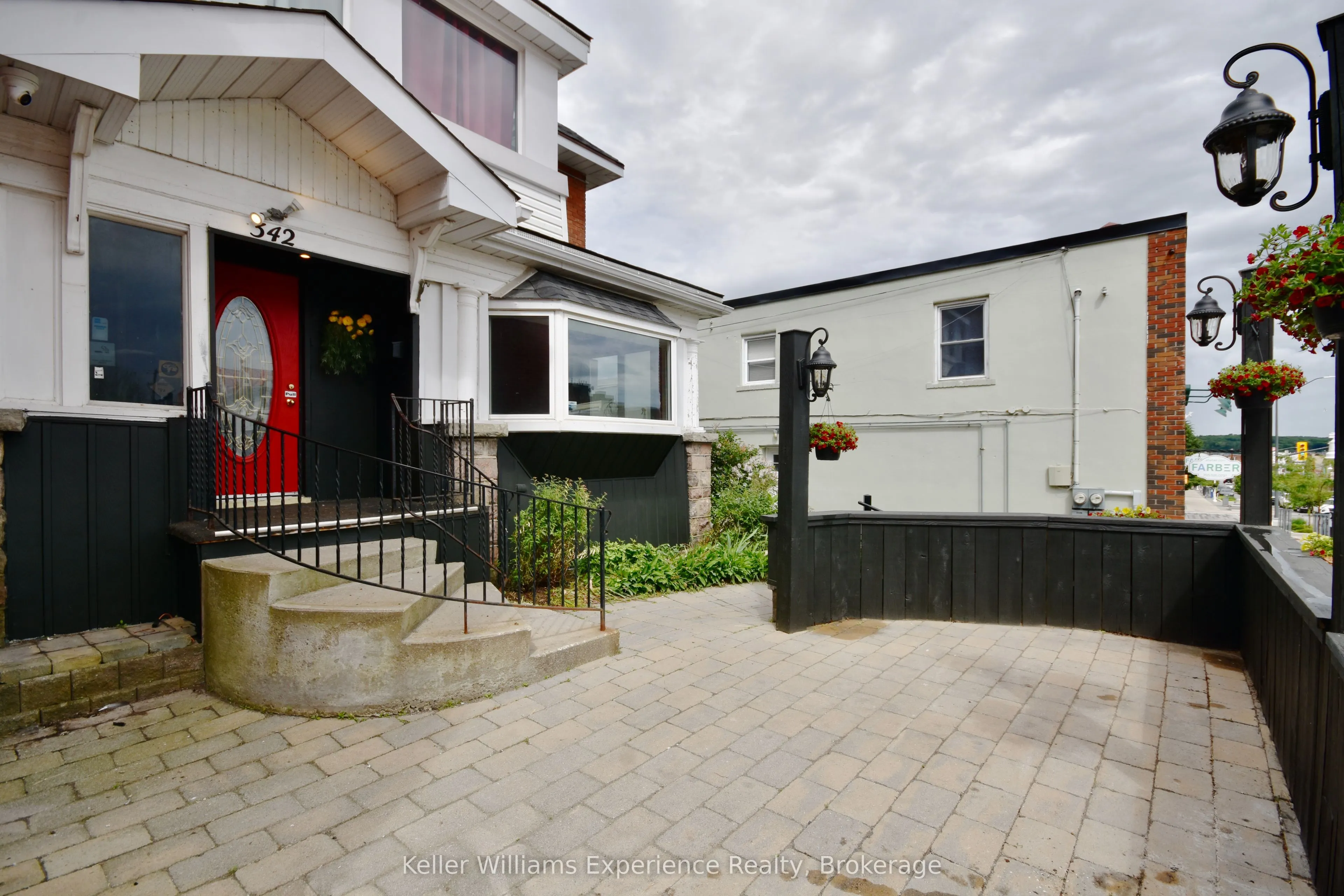 342 King Street