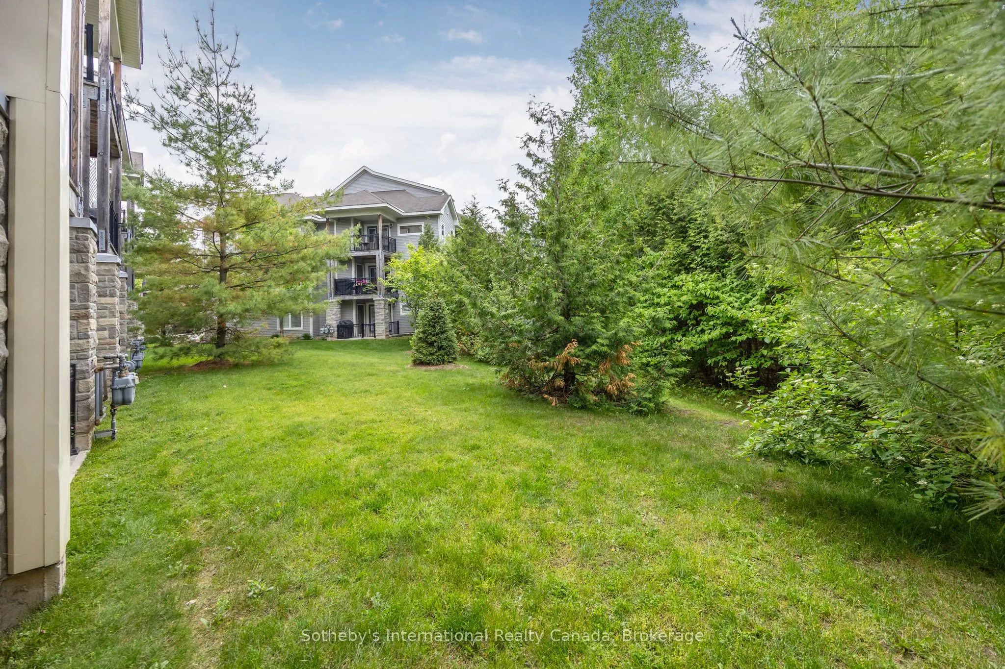 6 Brandy Lane Drive #105