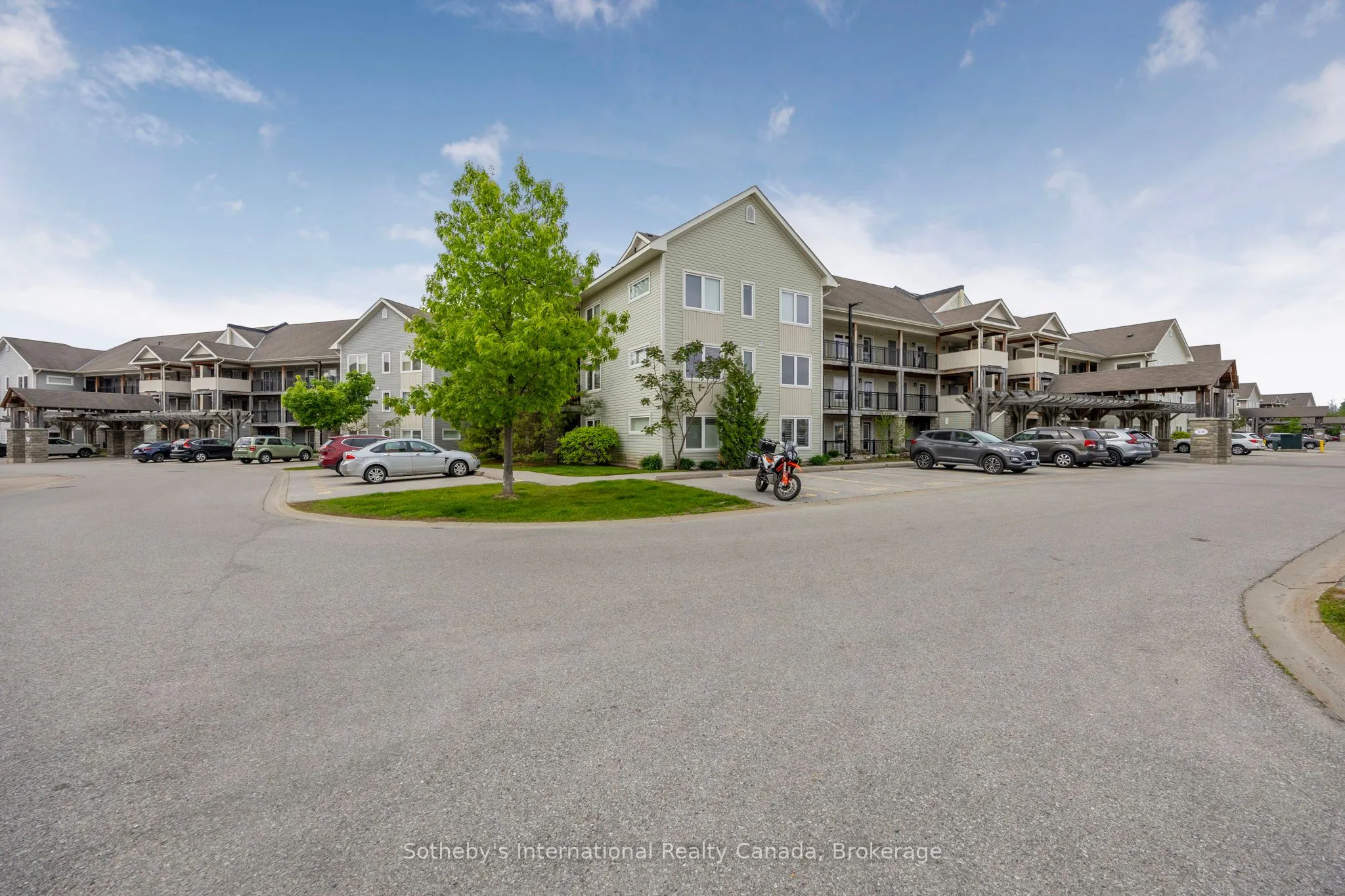 6 Brandy Lane Drive #105