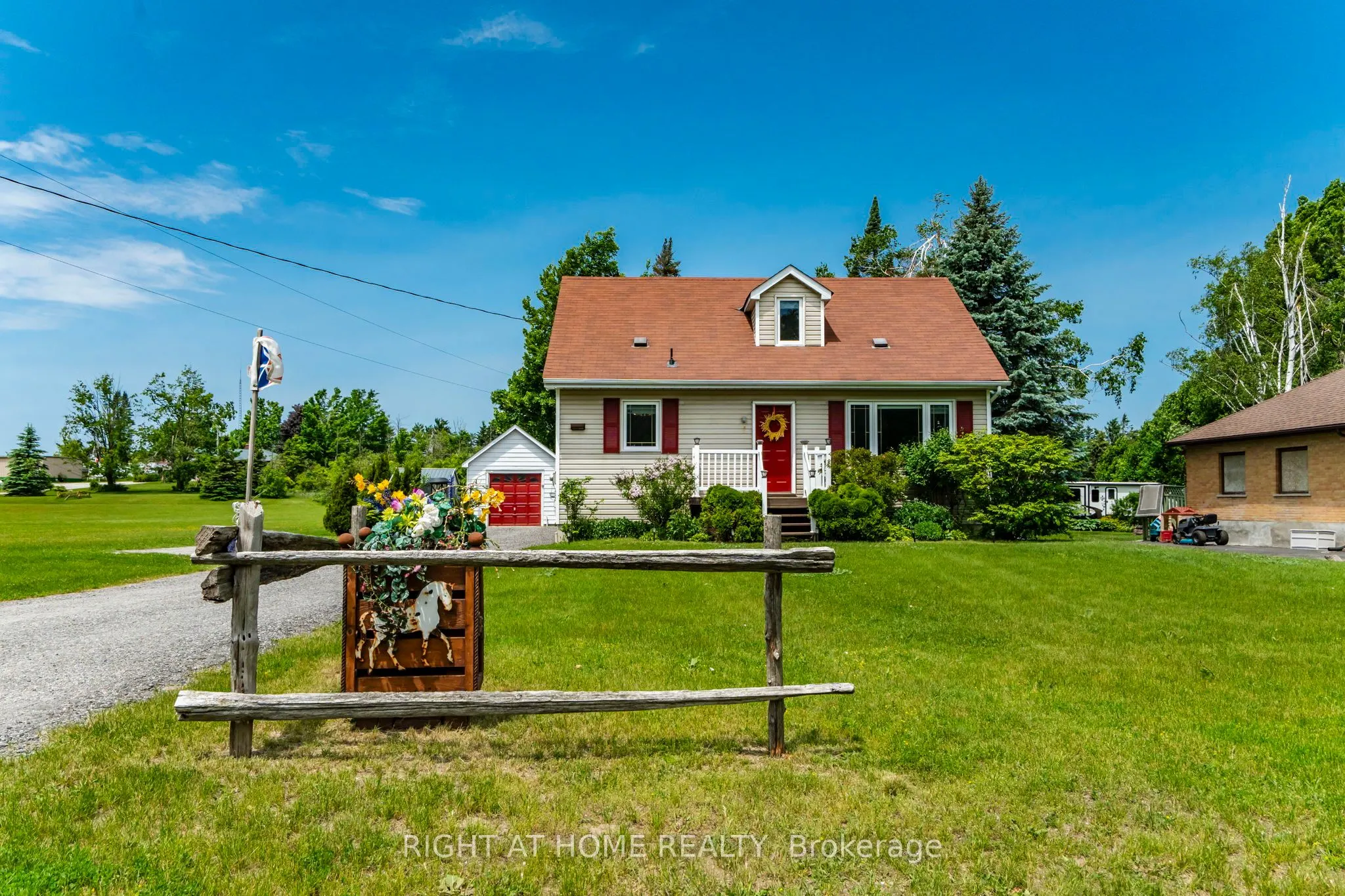 2290 Highway 11 South Highway
