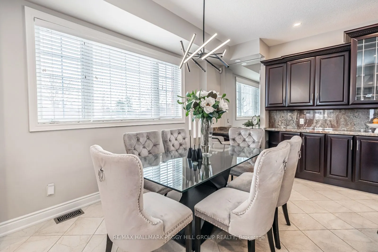 27 White Oaks Road, #12