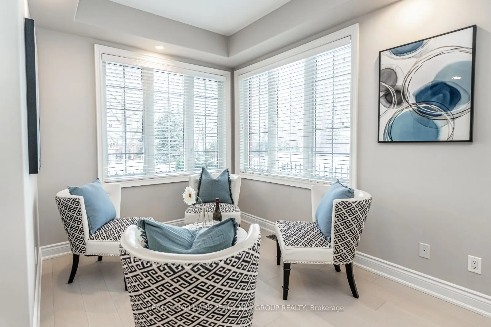27 White Oaks Road, #12