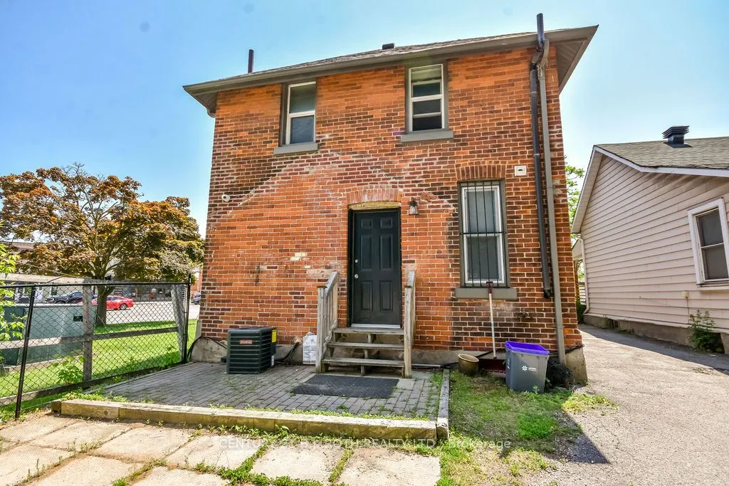 30 TIFFIN Street