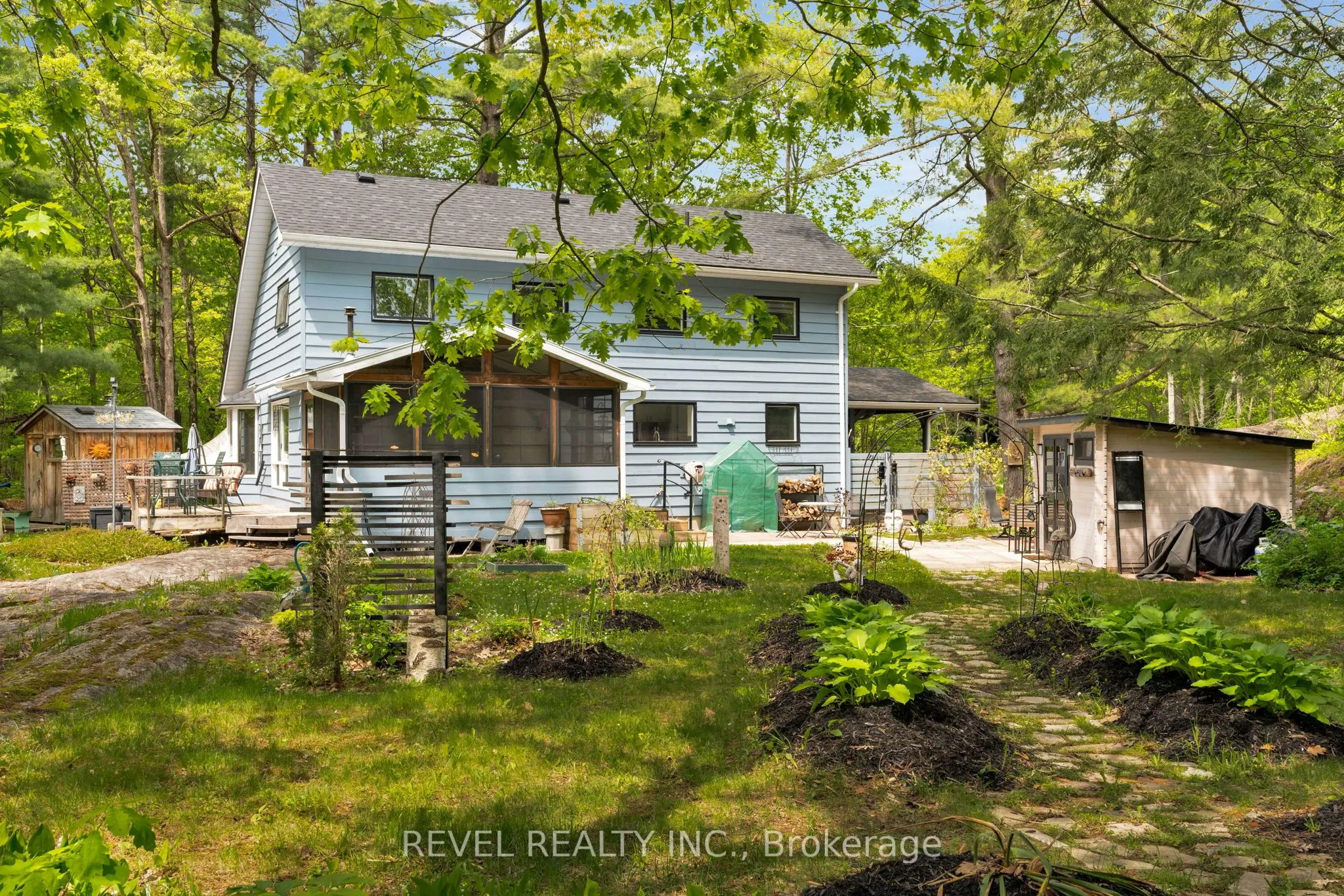 3248 Muskoka Street