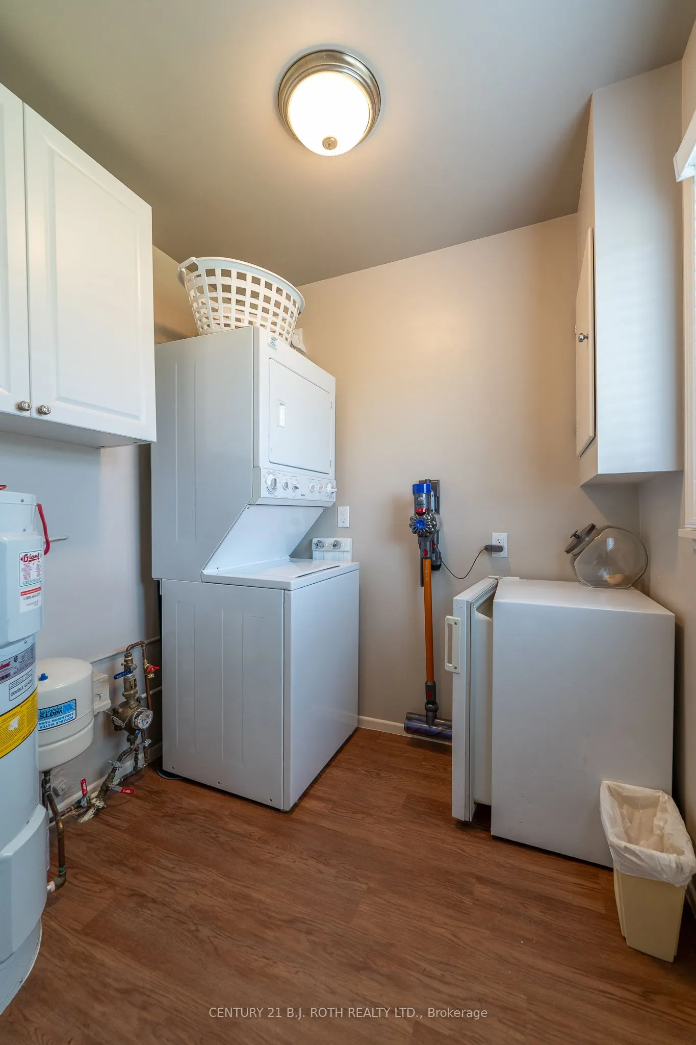 1 Paradise Boulevard, #26