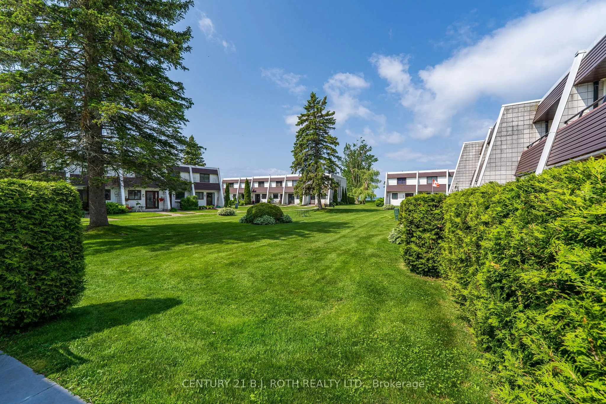 1 Paradise Boulevard, #26