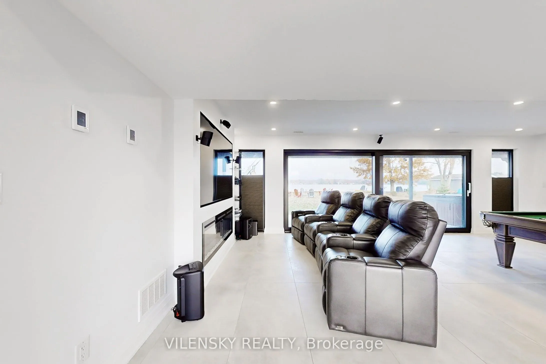 4129 Bayview Avenue