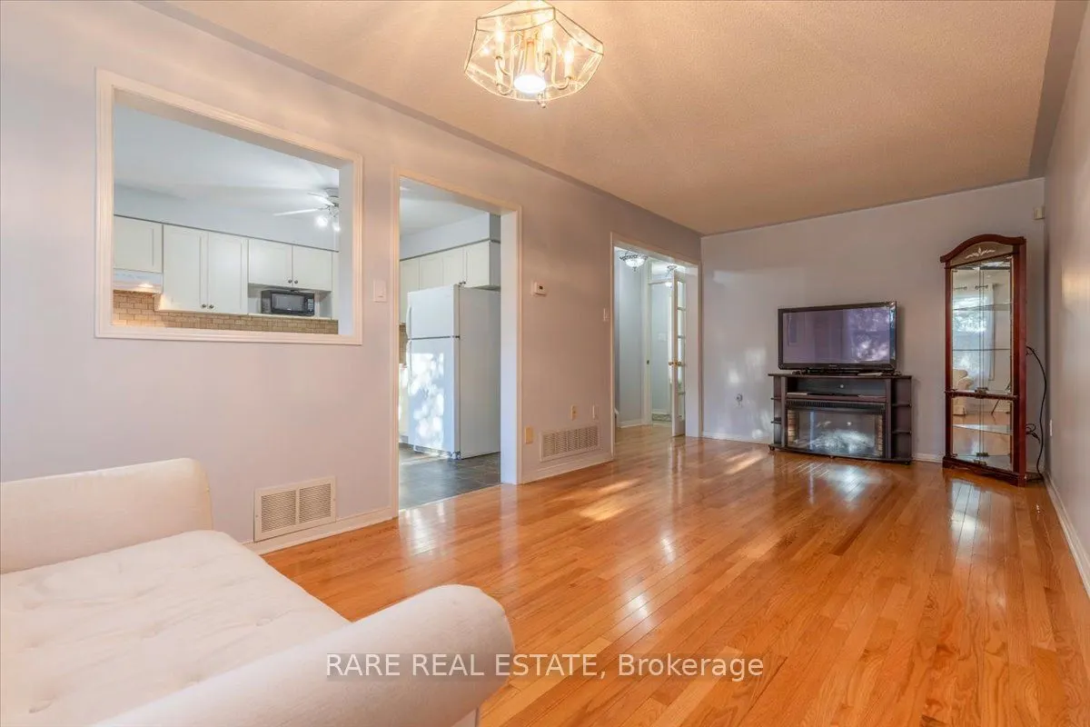 120 D'ambrosio Drive, #28