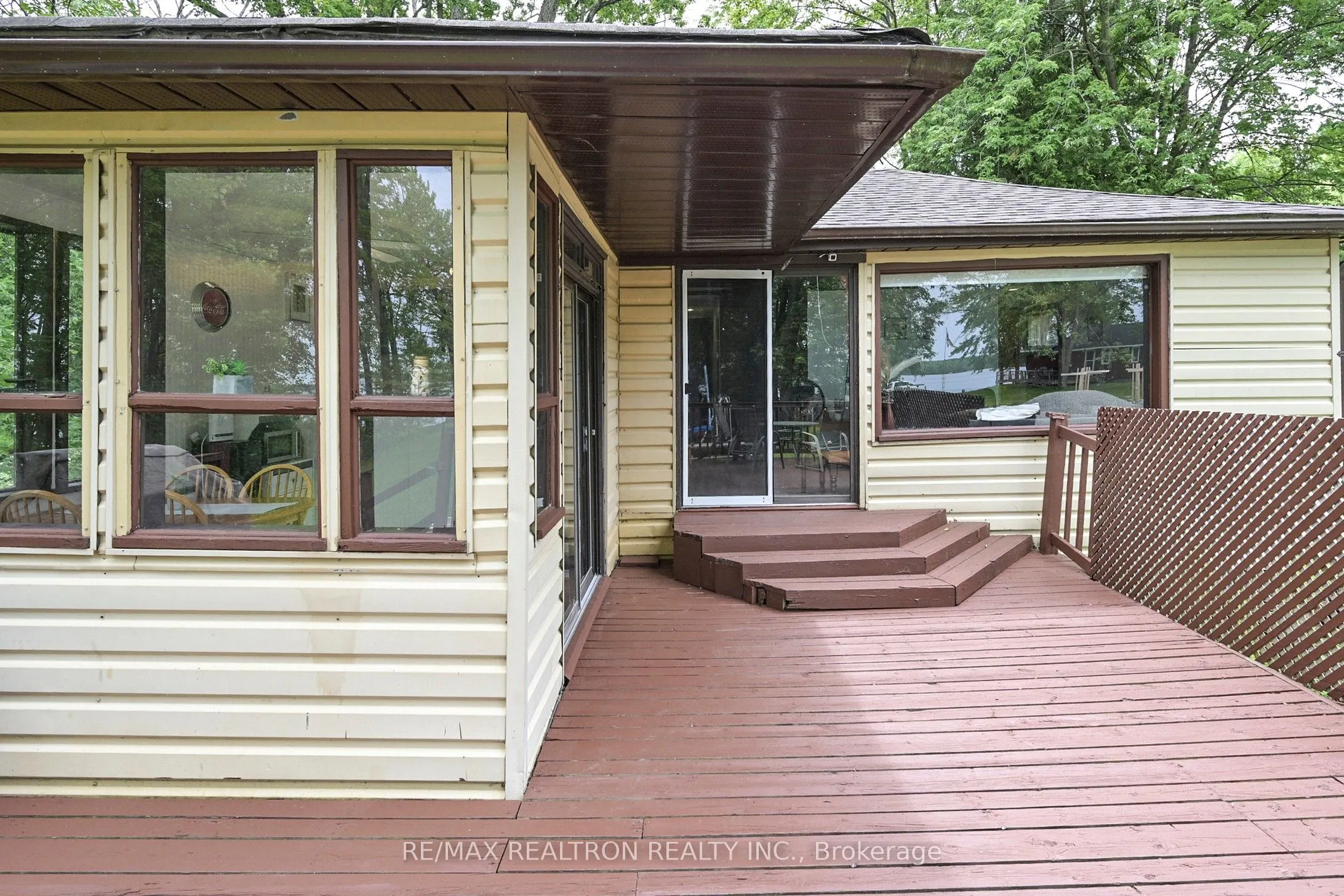 6090 Sheba Drive