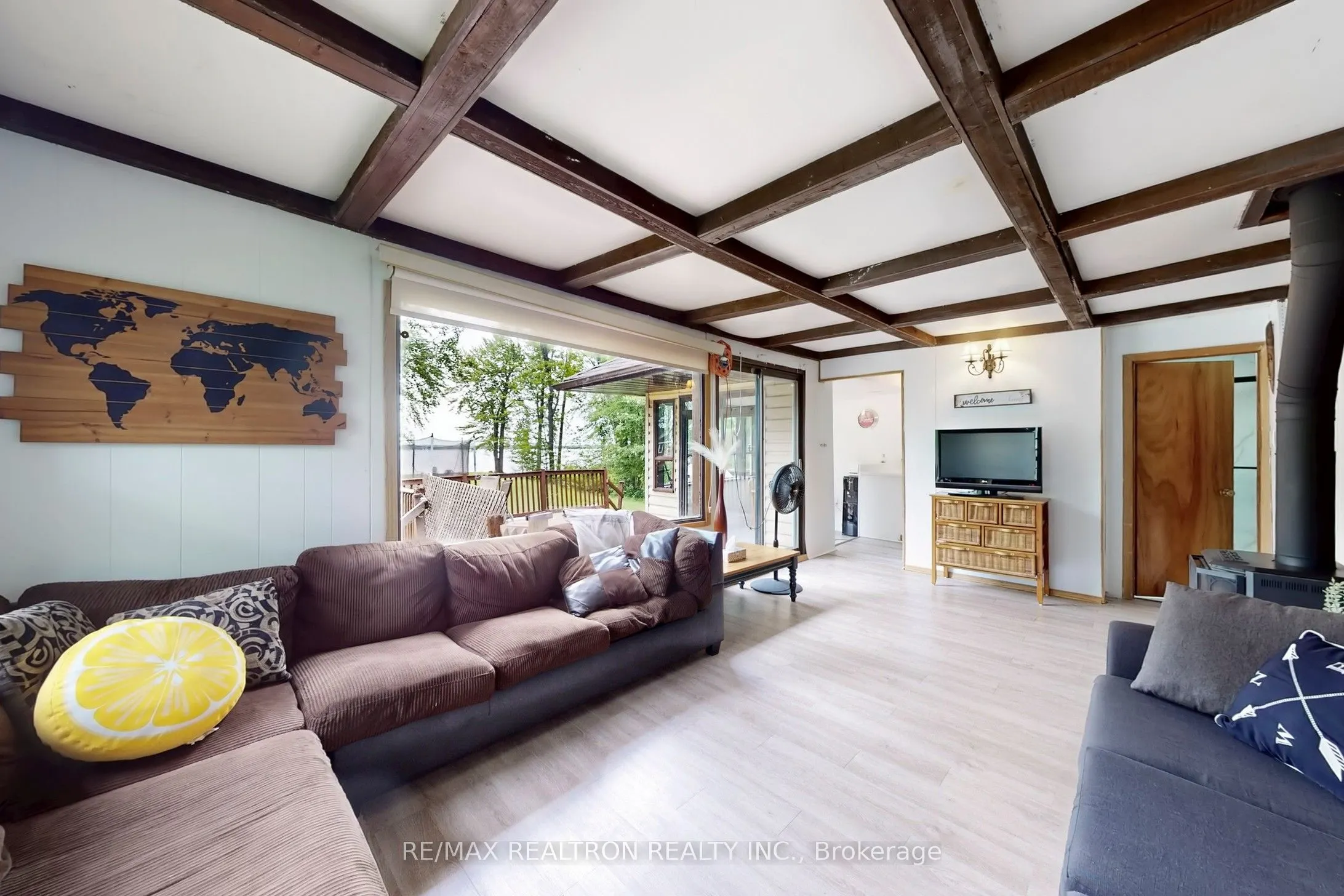 6090 Sheba Drive