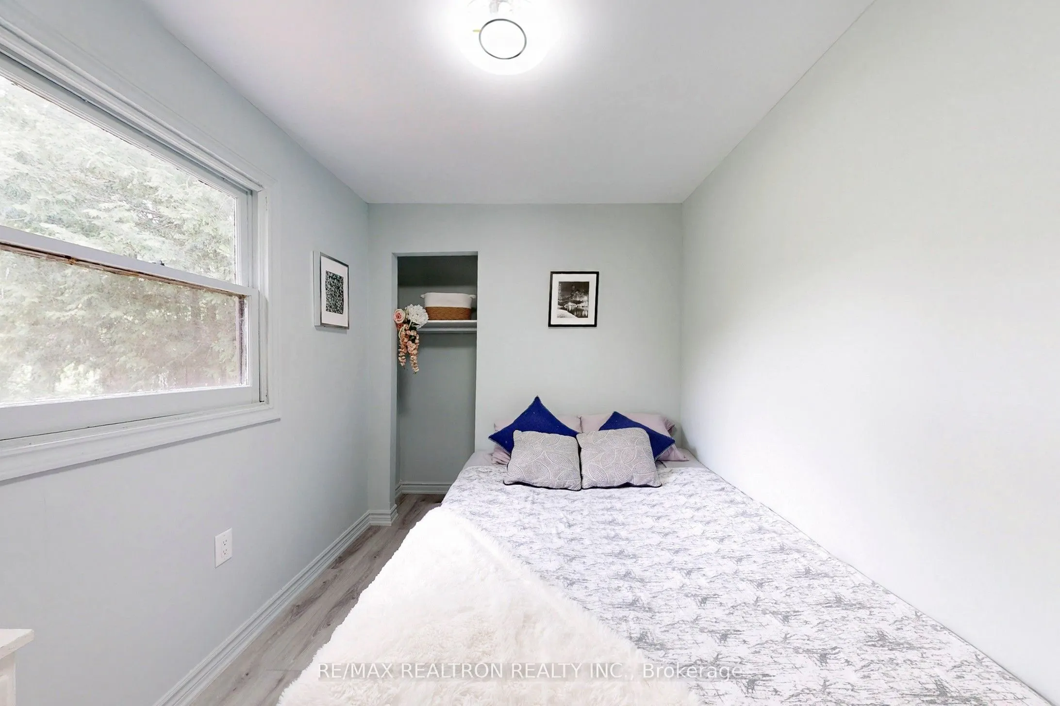 6090 Sheba Drive