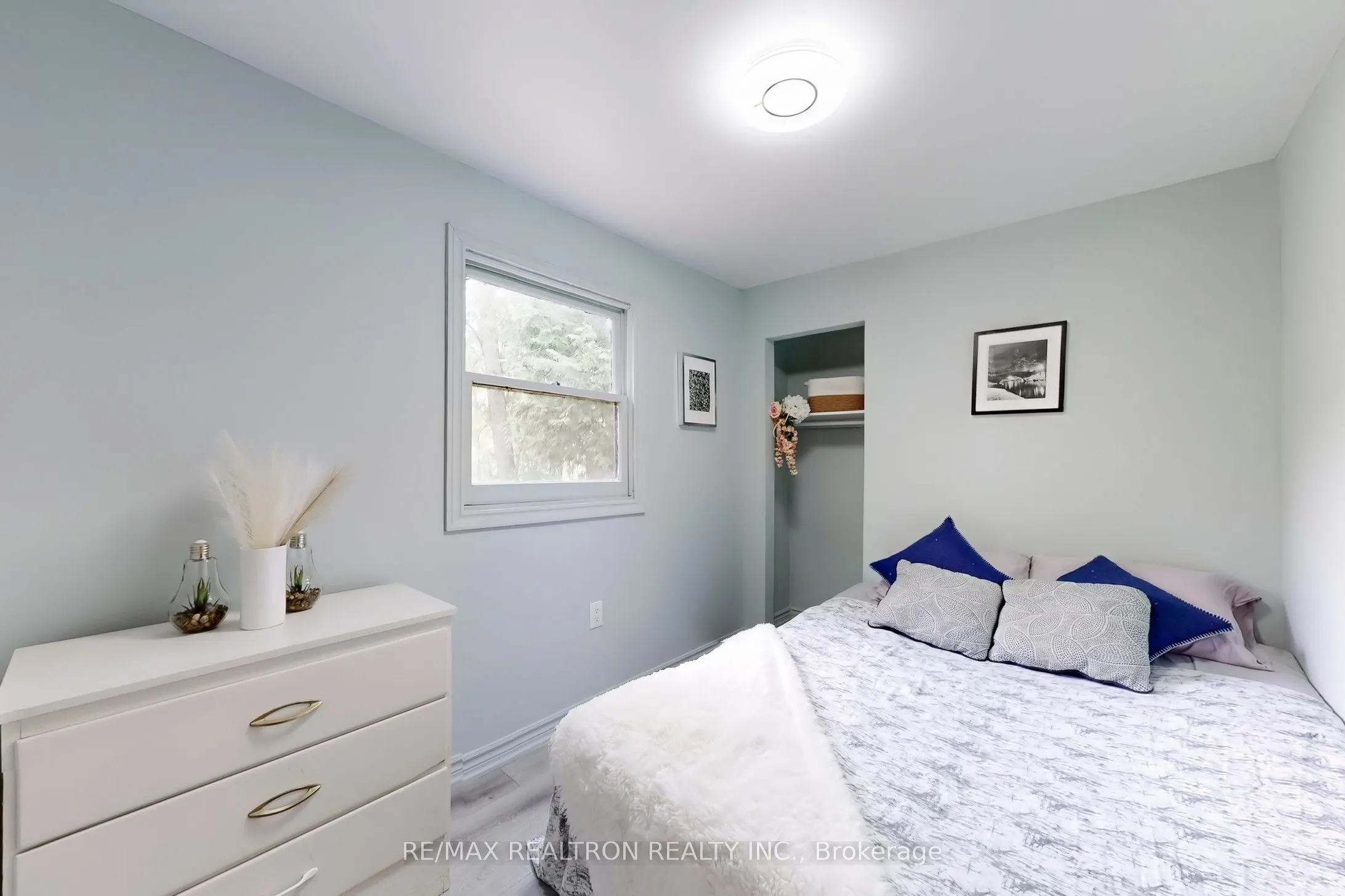 6090 Sheba Drive