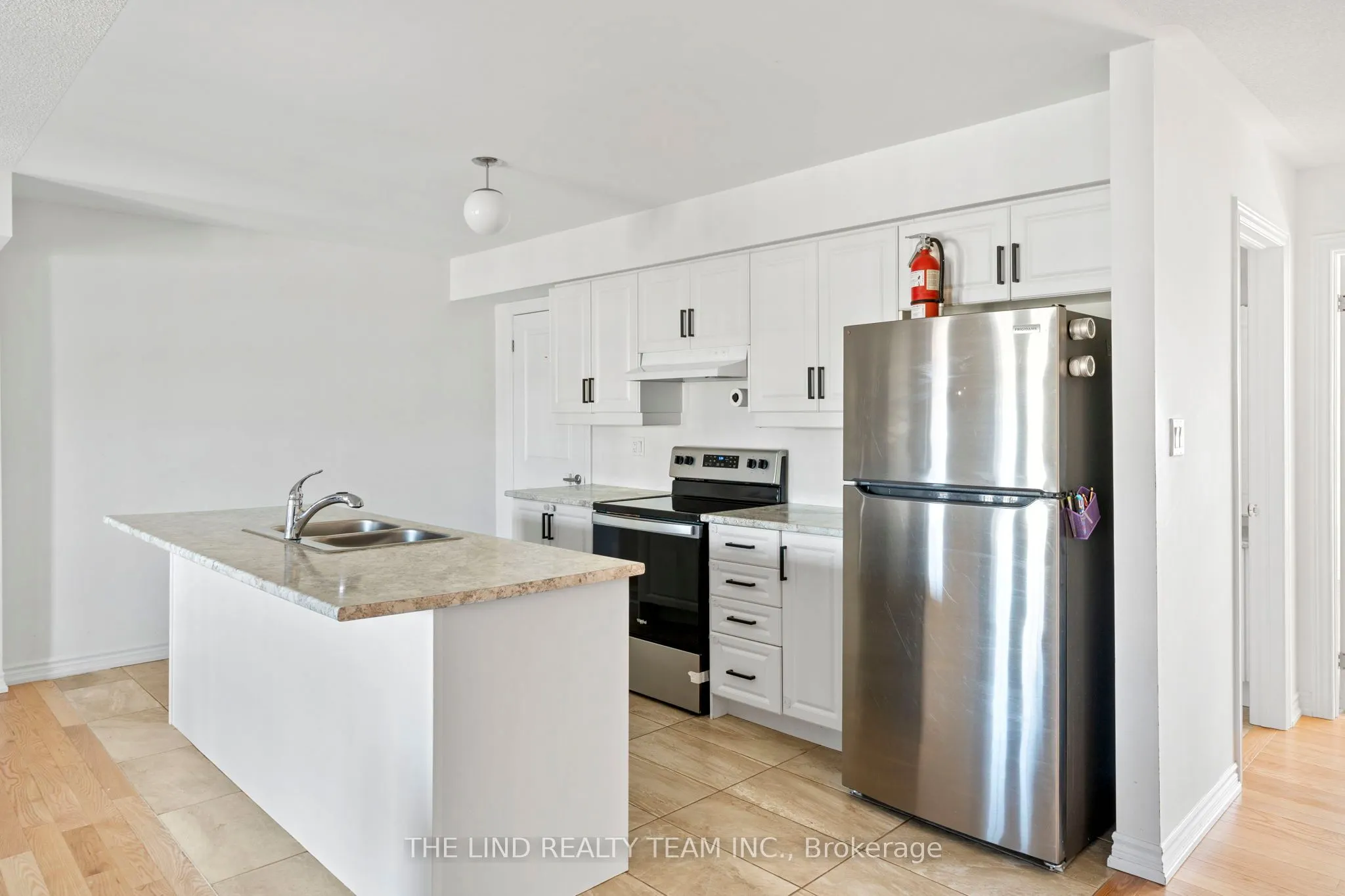 15 Valleybrook Road