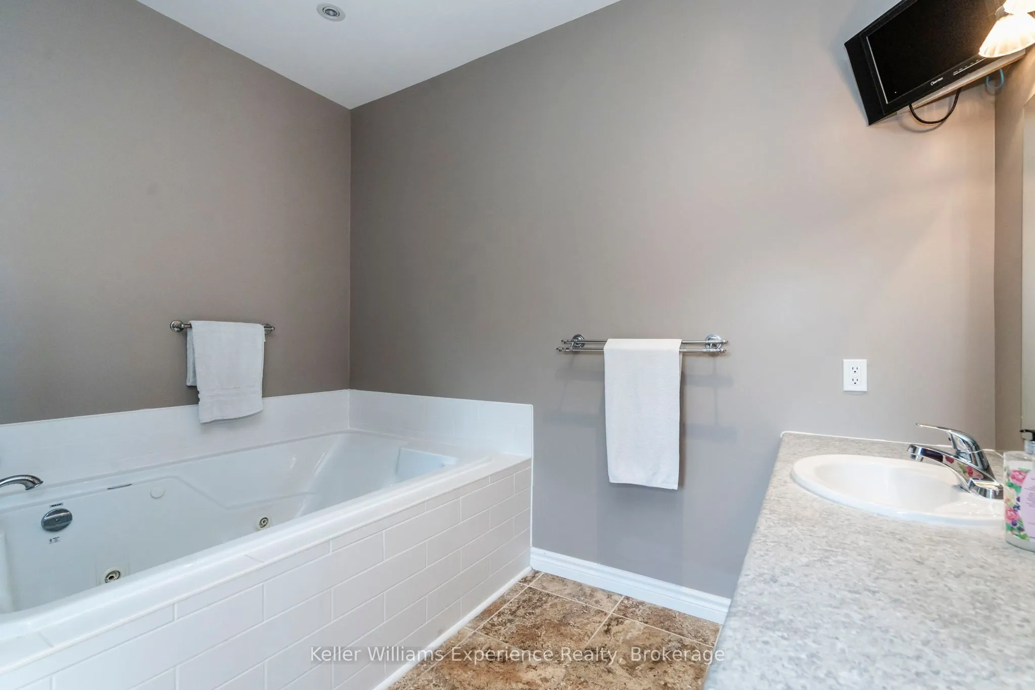 2777 Old Fort Road