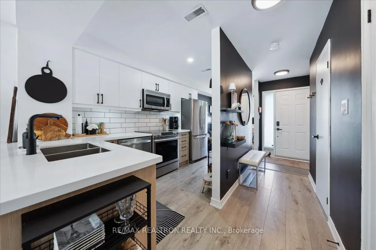 2 Laguna Parkway, #4