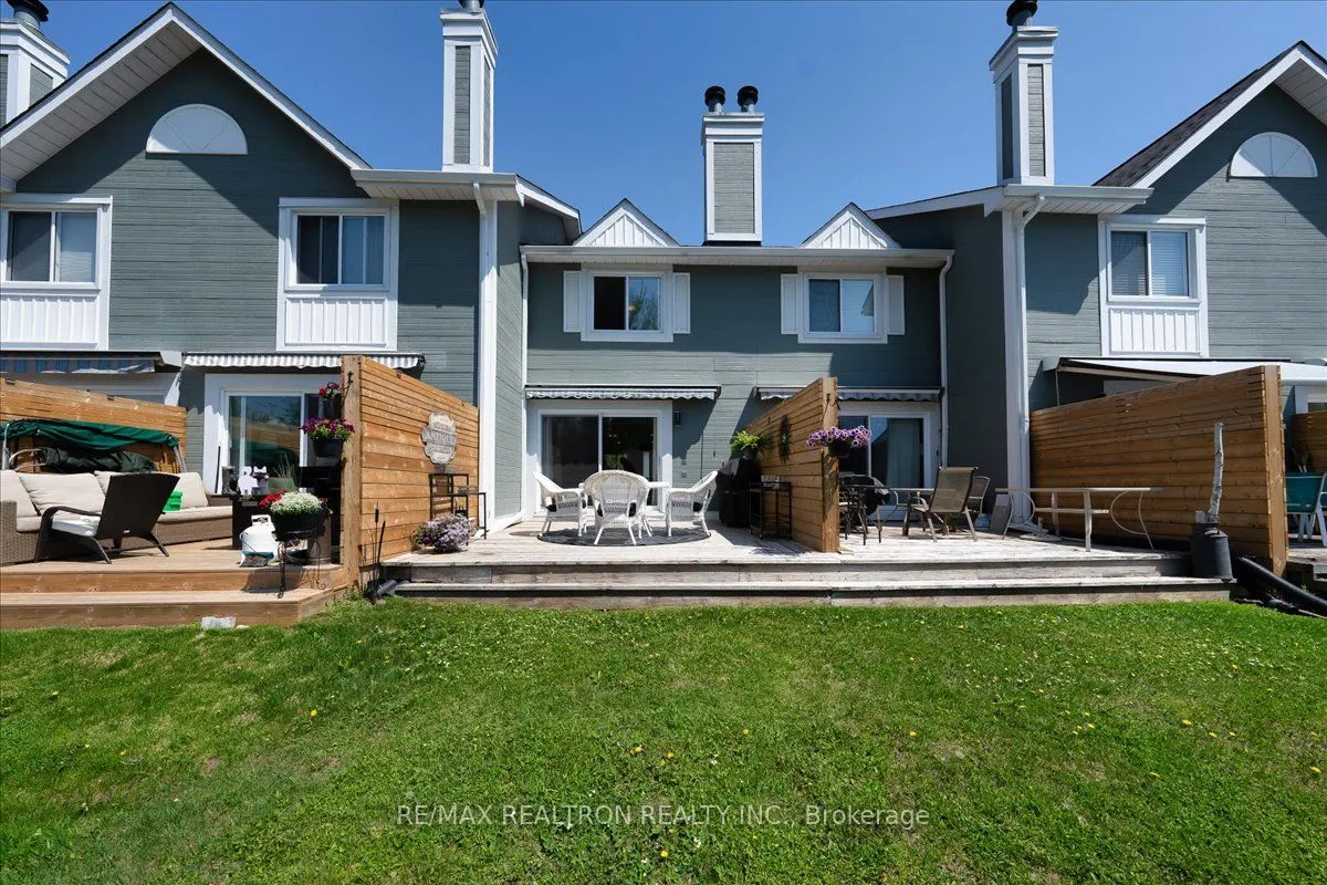 2 Laguna Parkway, #4