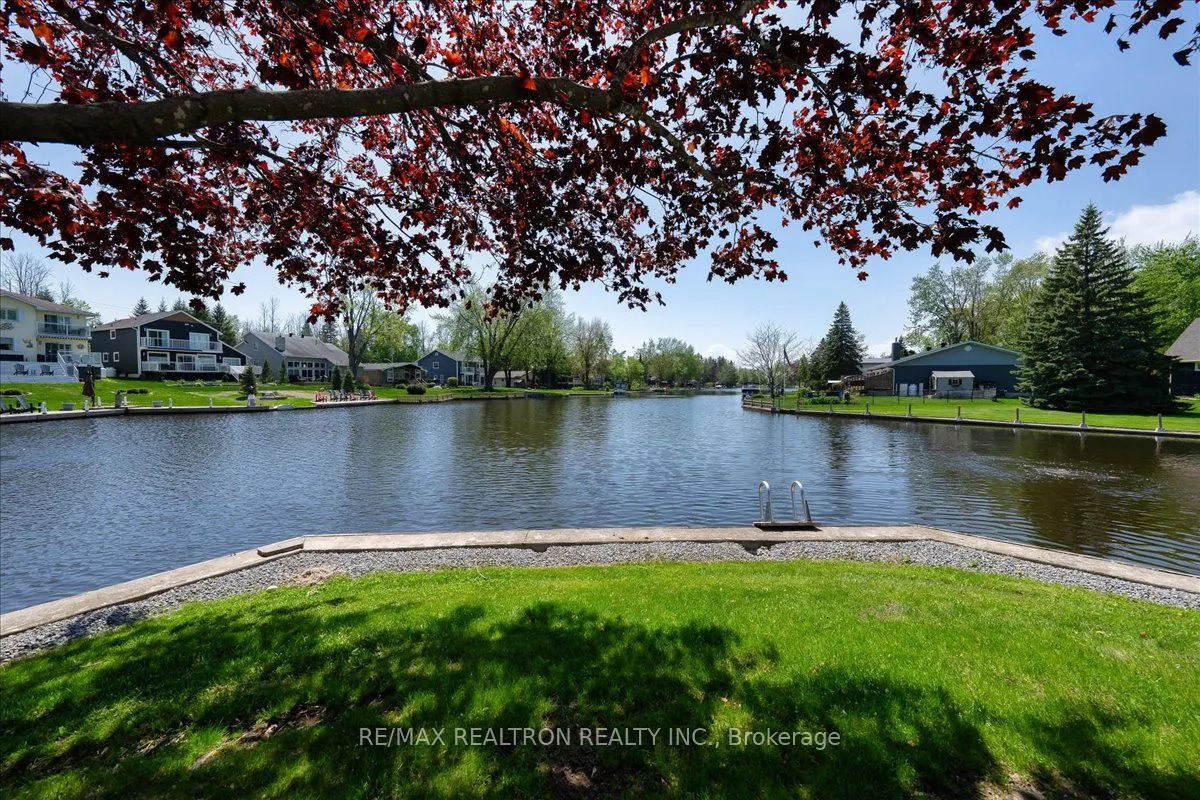 2 Laguna Parkway, #4