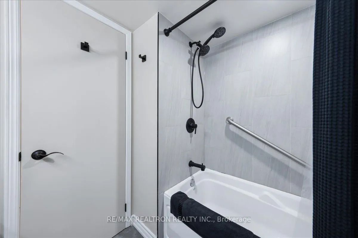 2 Laguna Parkway, #4