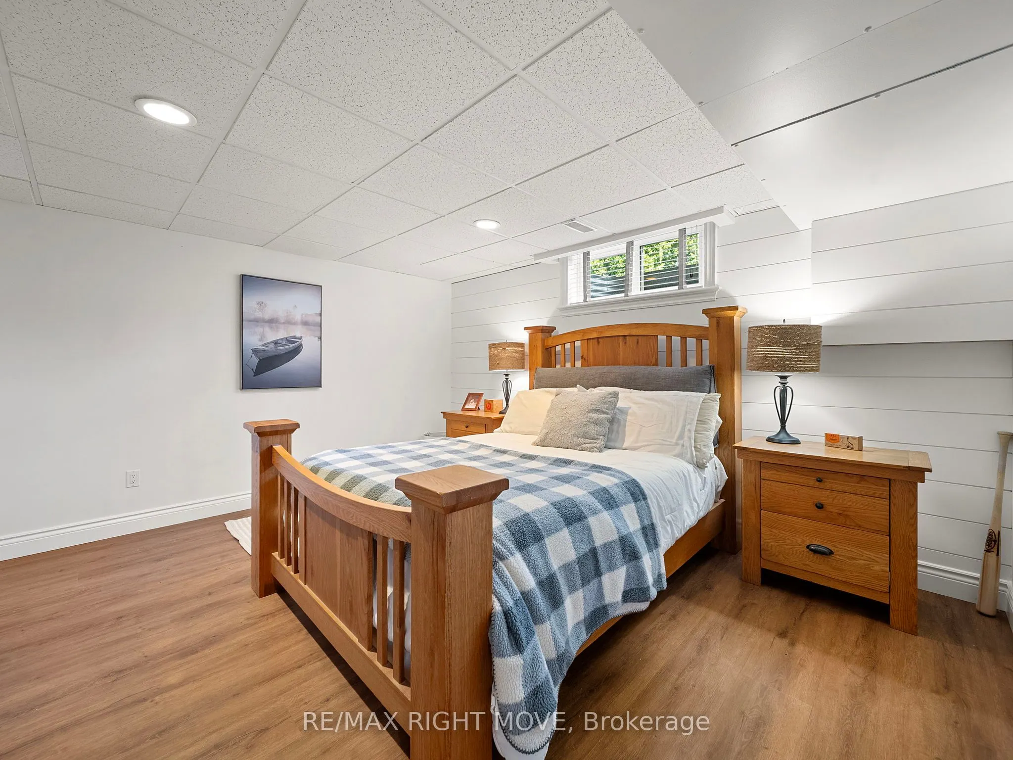 1948 Carriage Court