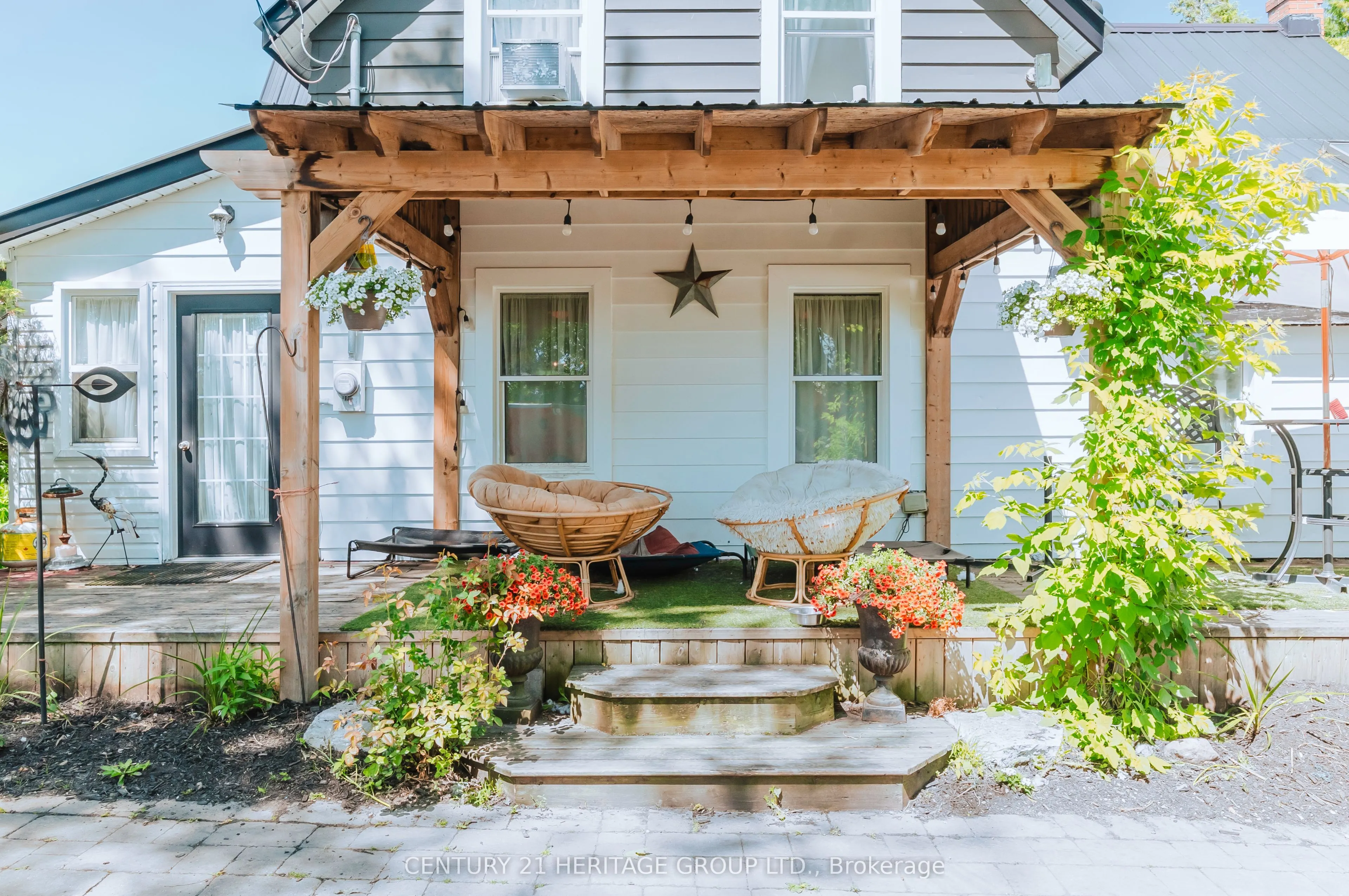 2090 Hwy 26, #on