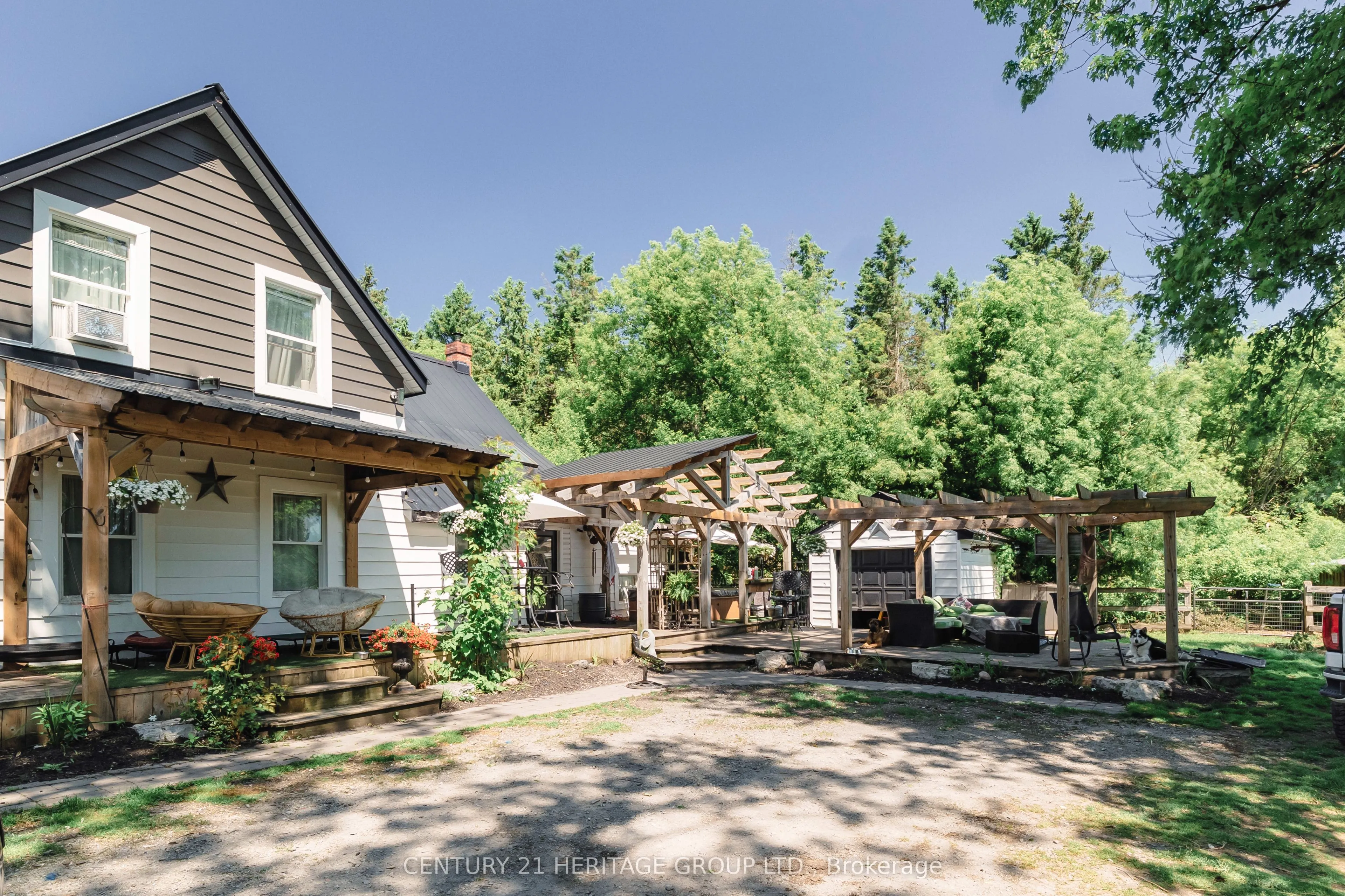 2090 Hwy 26, #on