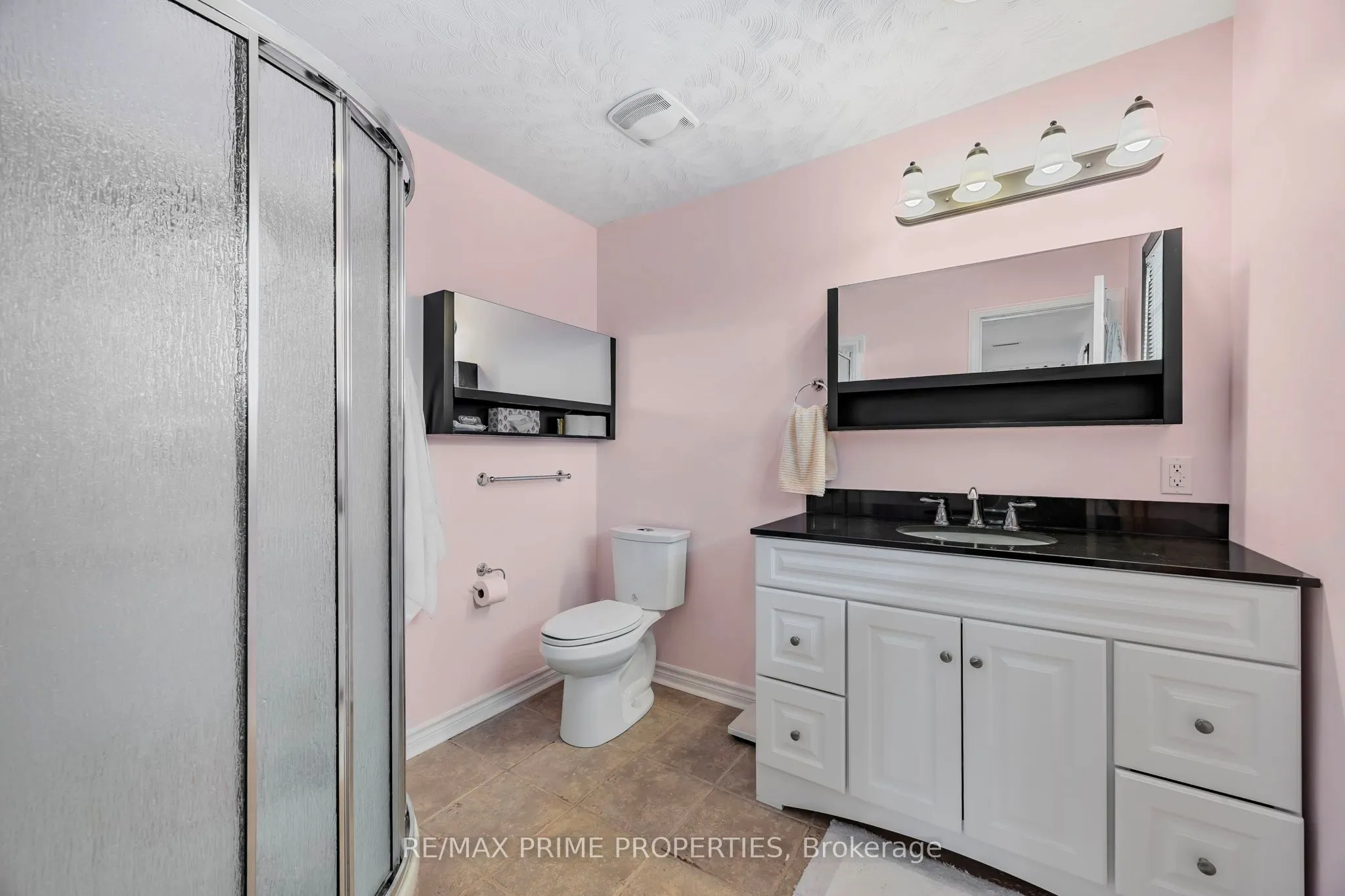 585 Atherley Road, #201