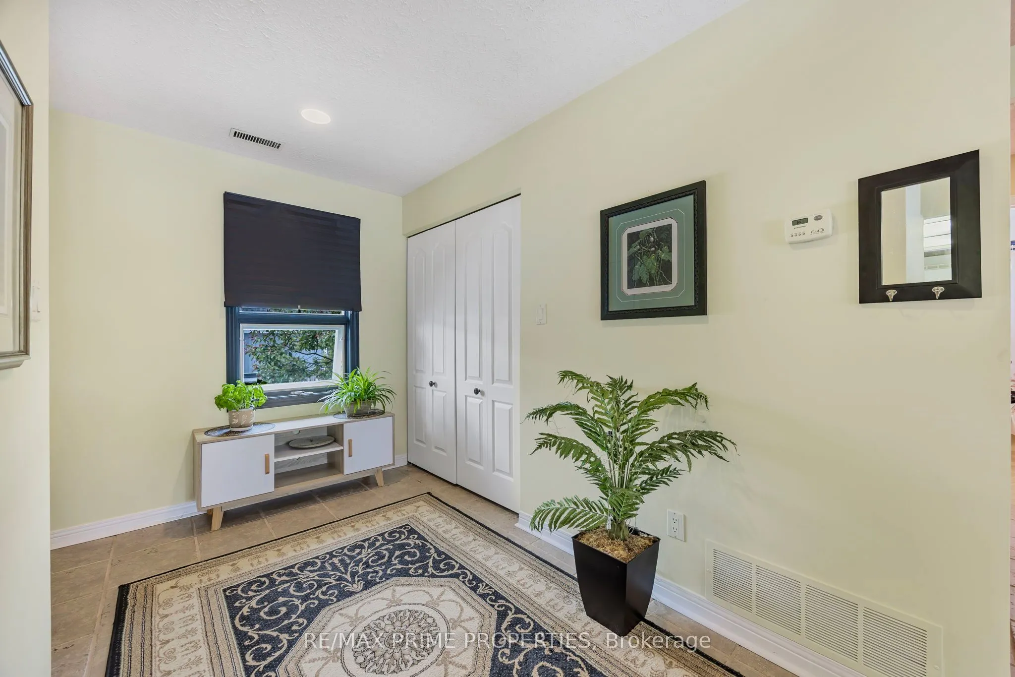 585 Atherley Road, #201