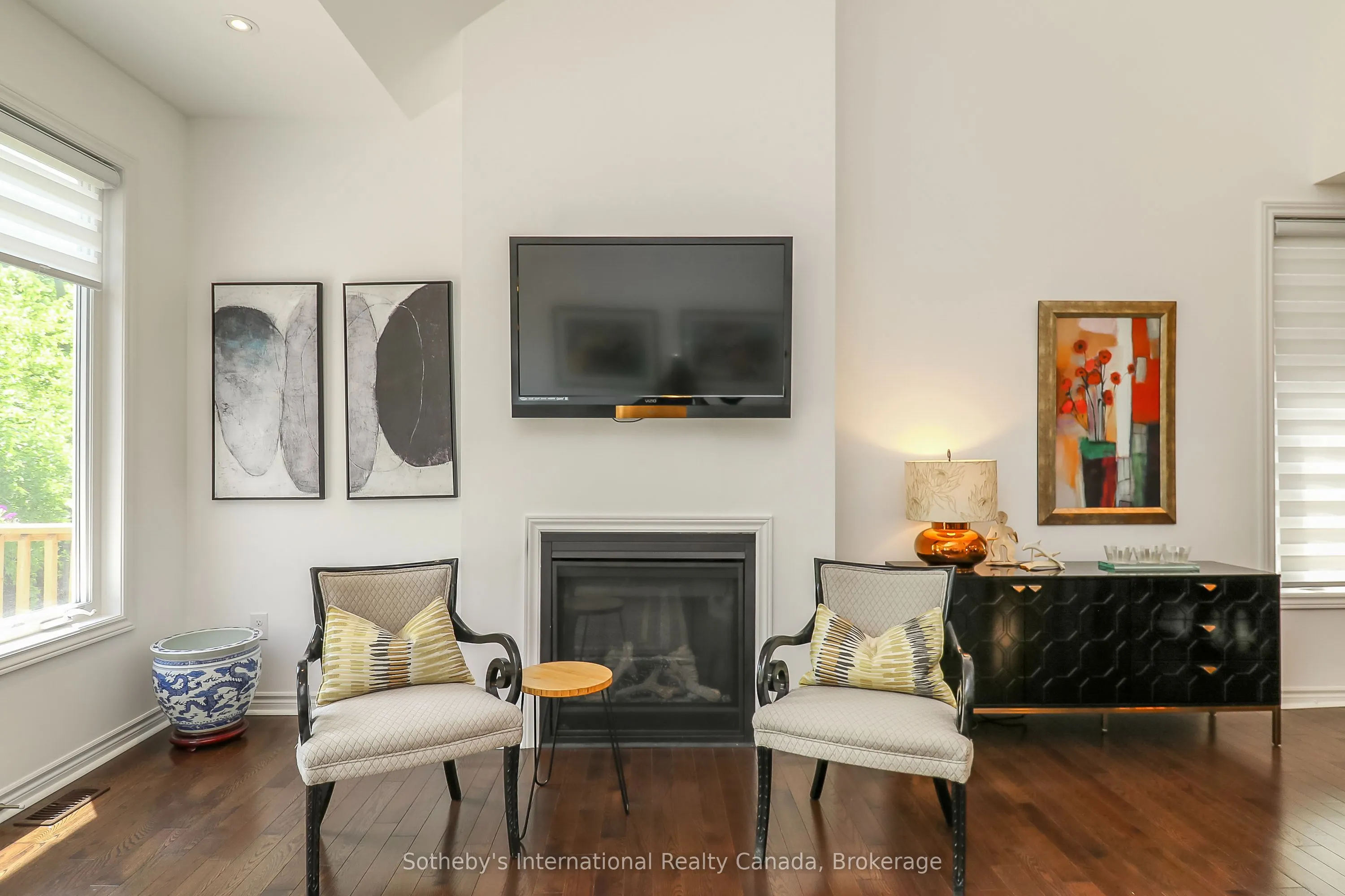 36 KIRBY Avenue