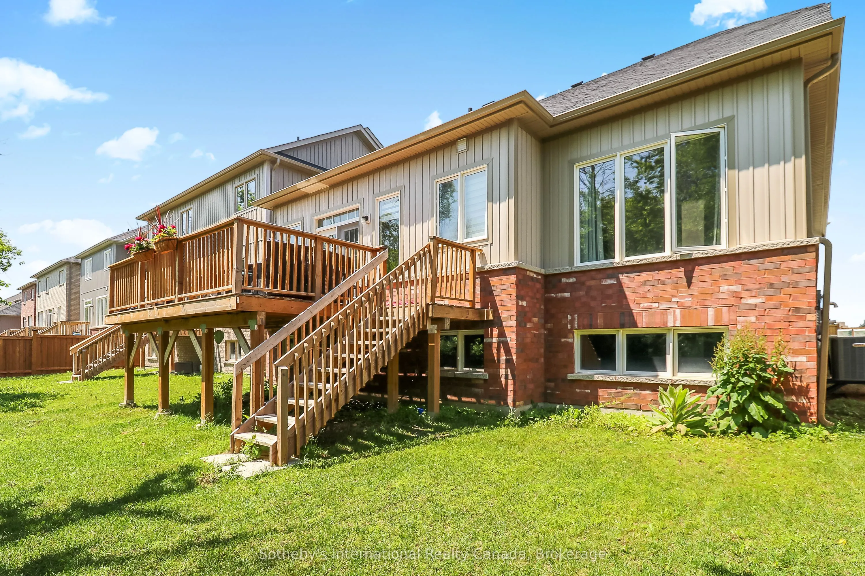 36 KIRBY Avenue