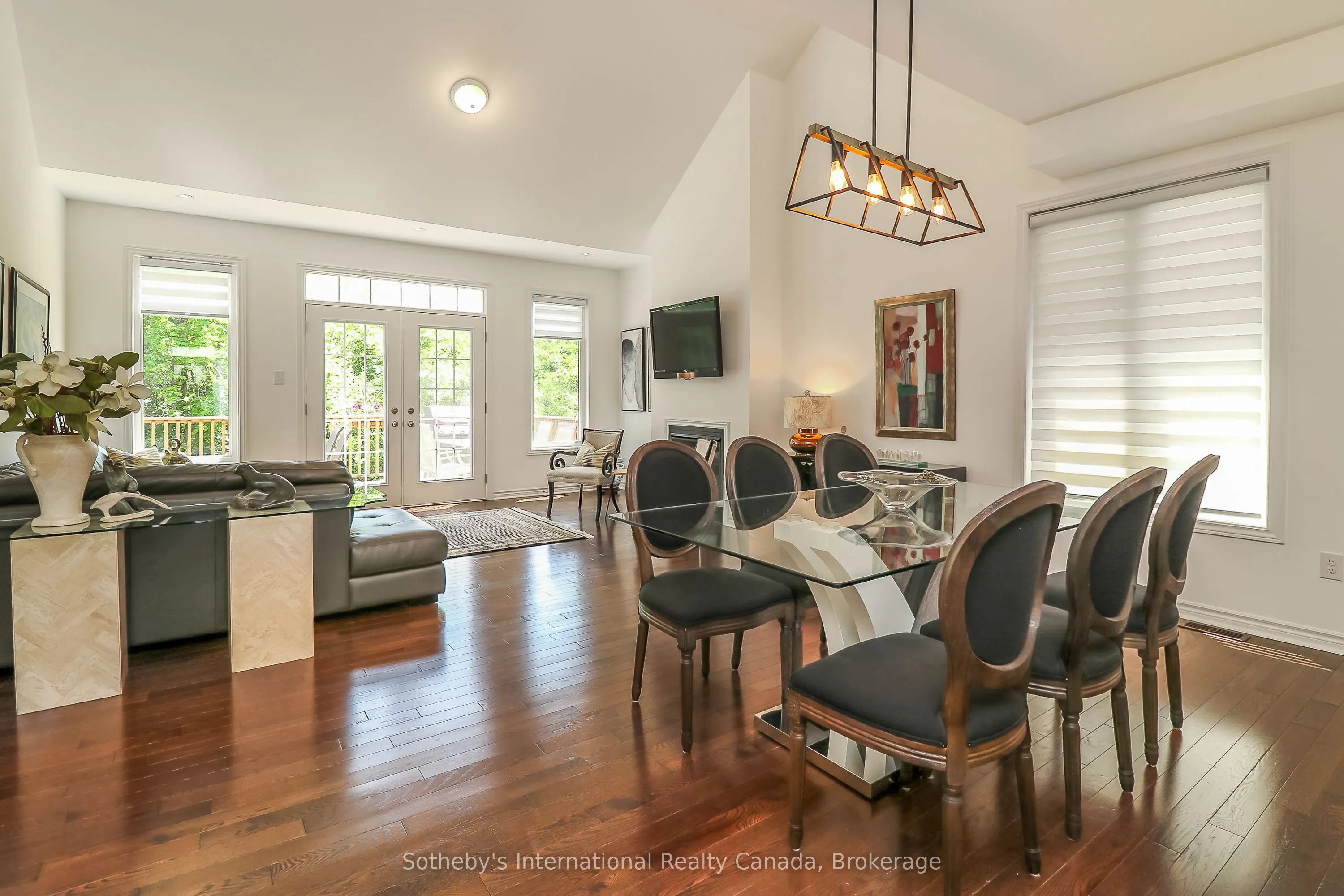 36 KIRBY Avenue