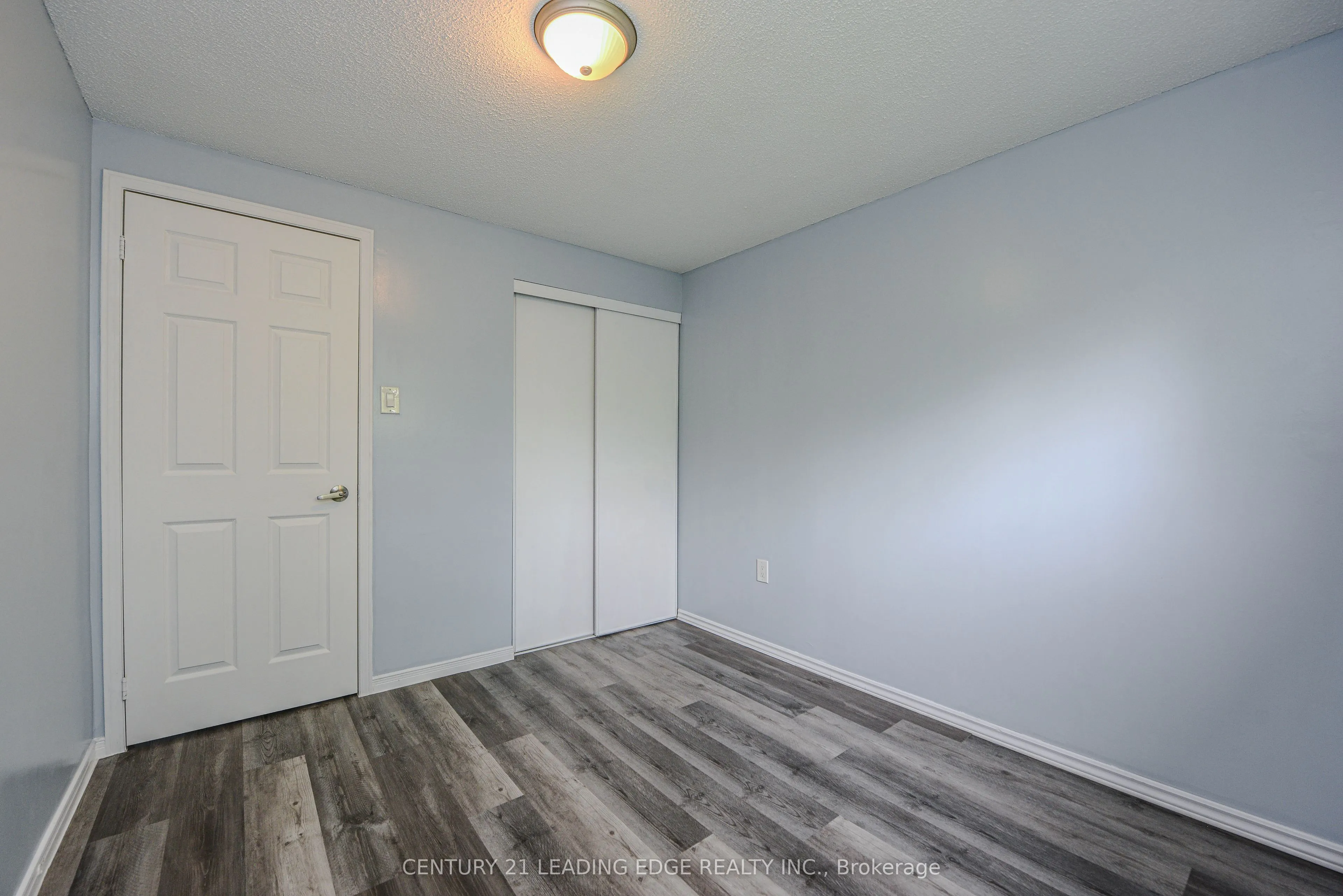 169 Hickling Trail