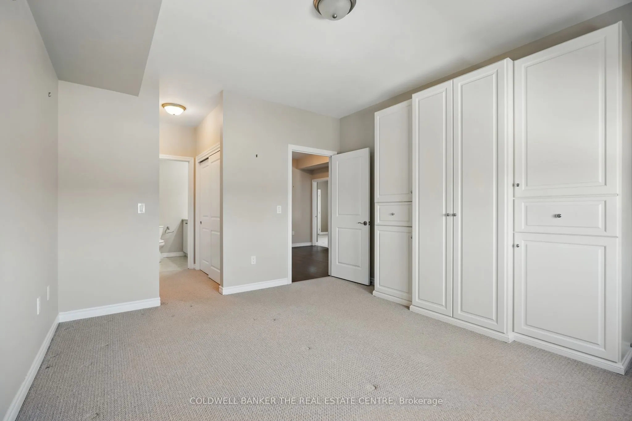 19a Yonge Street N, #305
