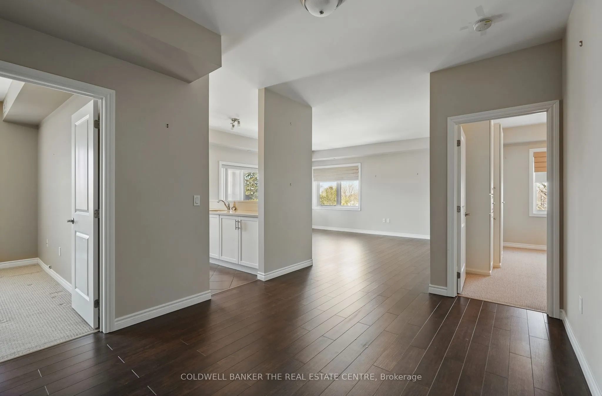 19a Yonge Street N, #305