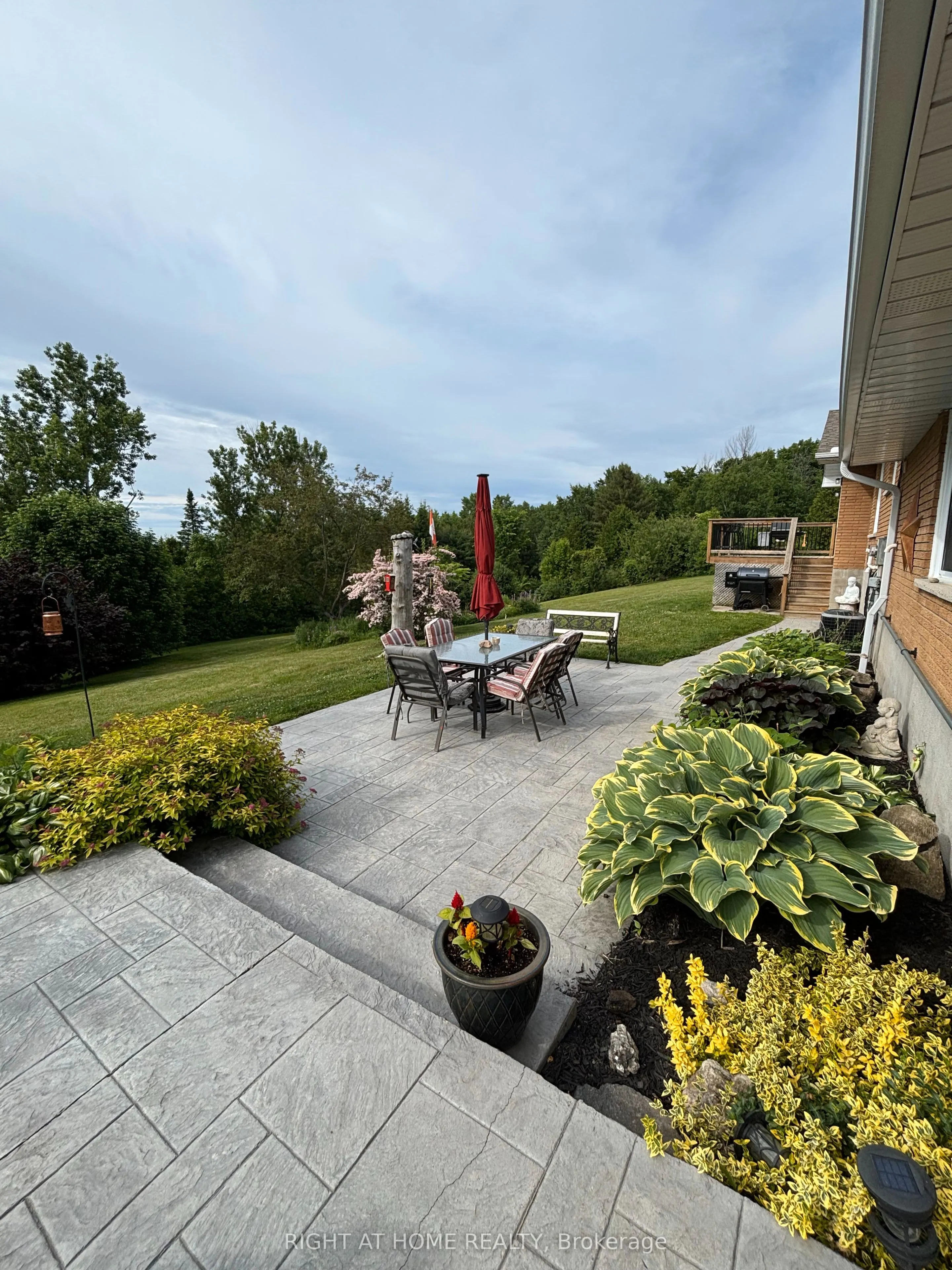 2391 Rumney Road